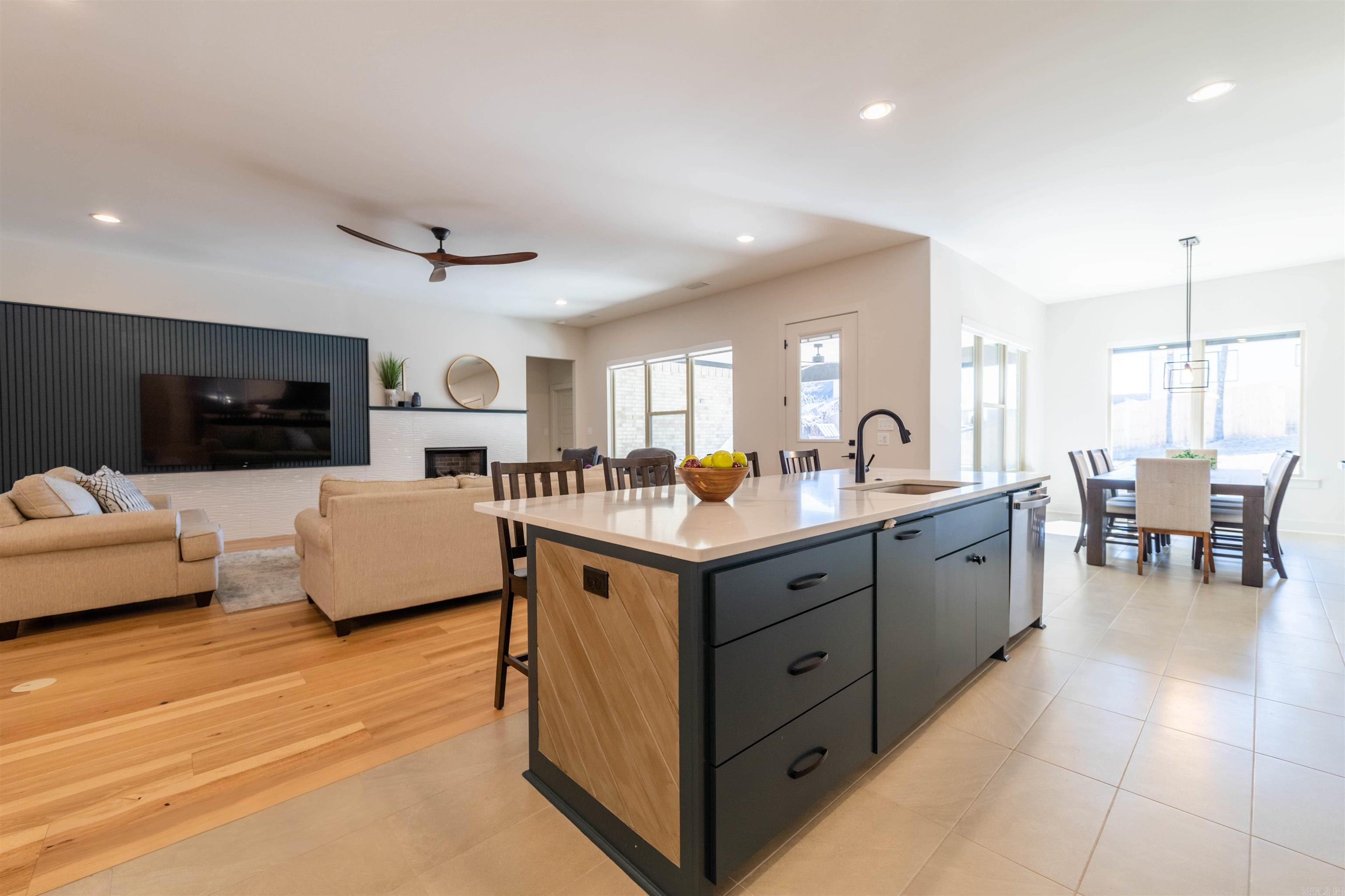 STONEBROOK - Residential