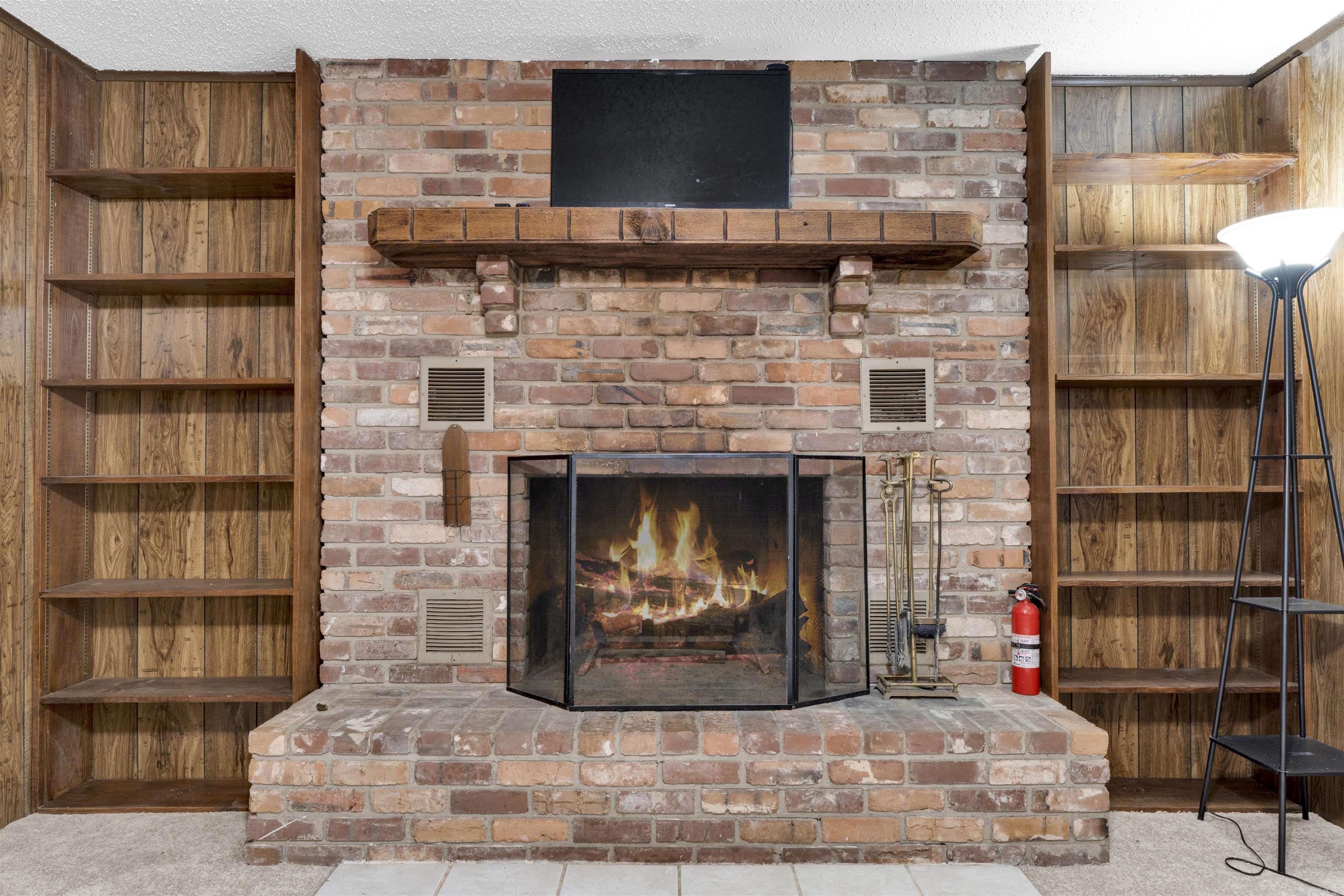 SHANNON HILLS s - Residential