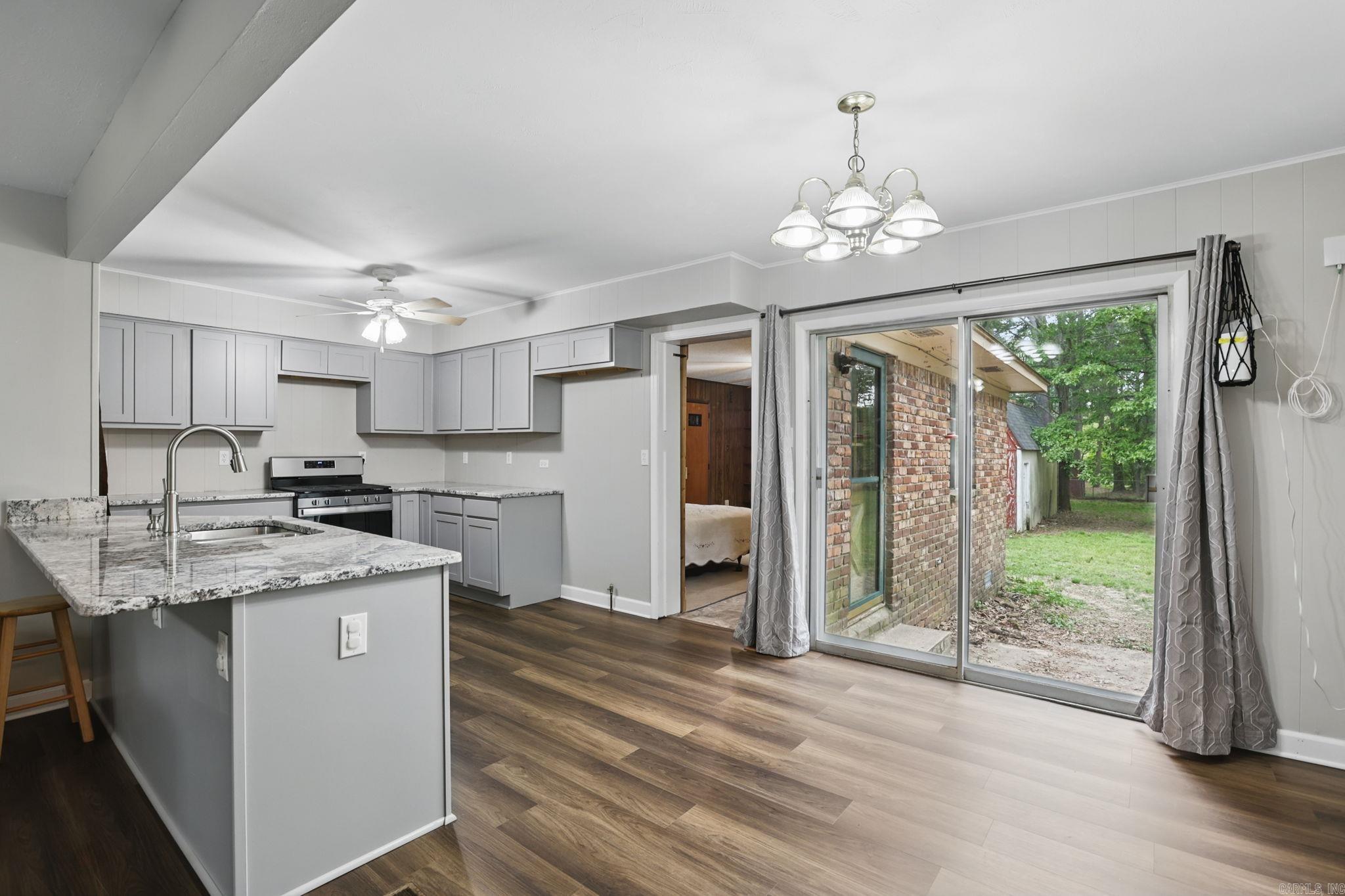 SHANNON HILLS s - Residential
