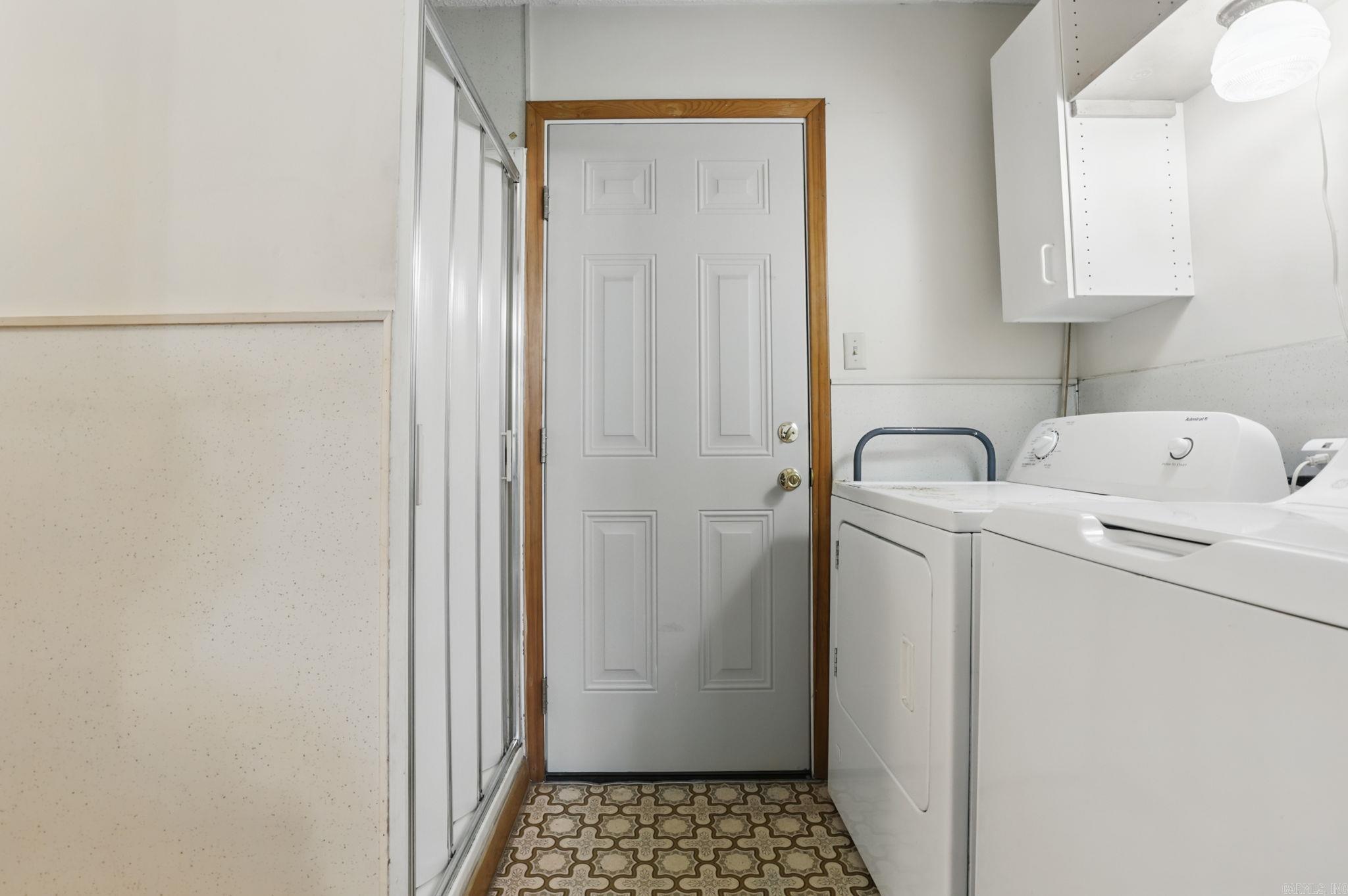 SHANNON HILLS s - Residential