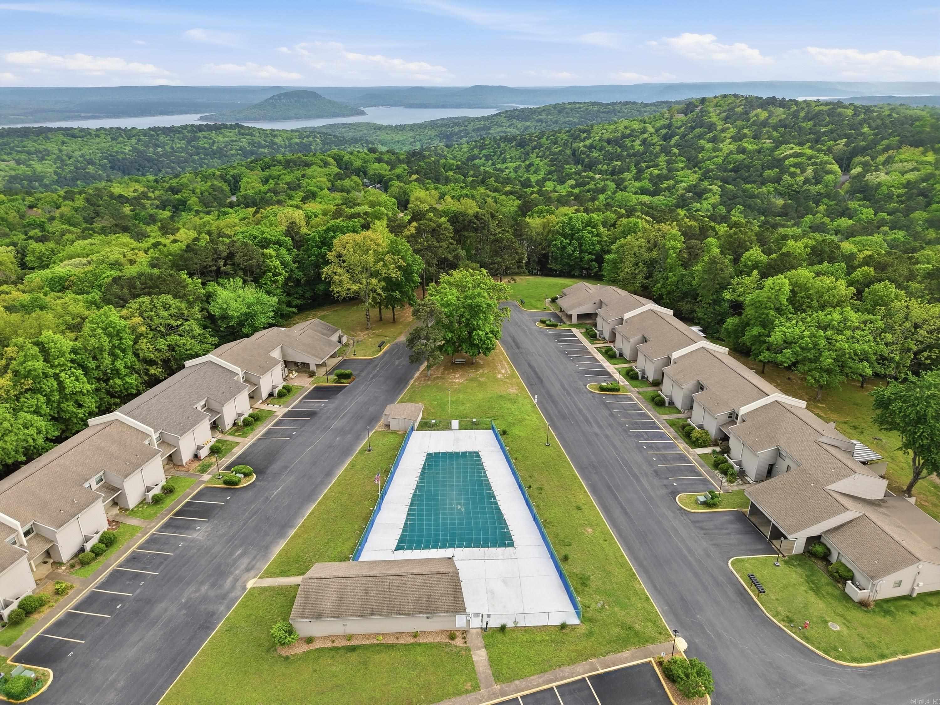 LAKEWOOD HILLS CONDO - Residential