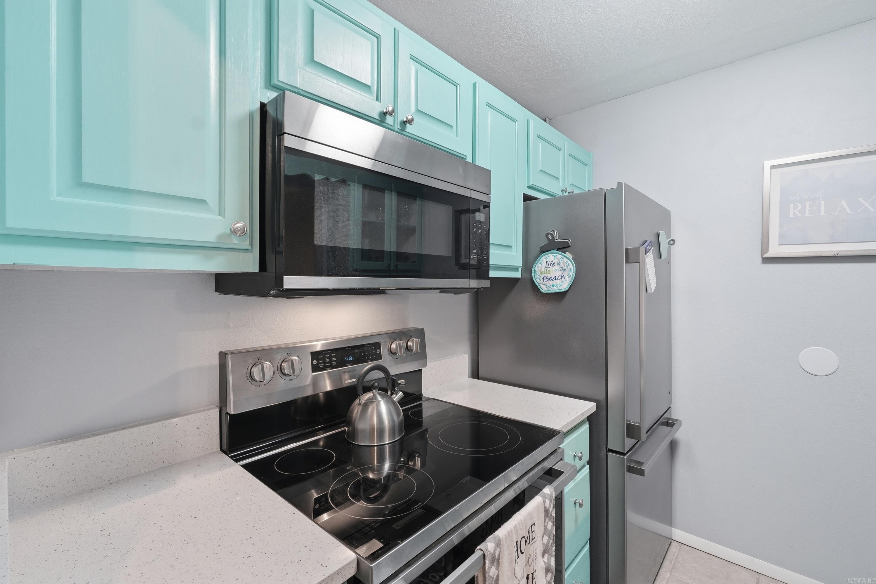 LAKEWOOD HILLS CONDO - Residential