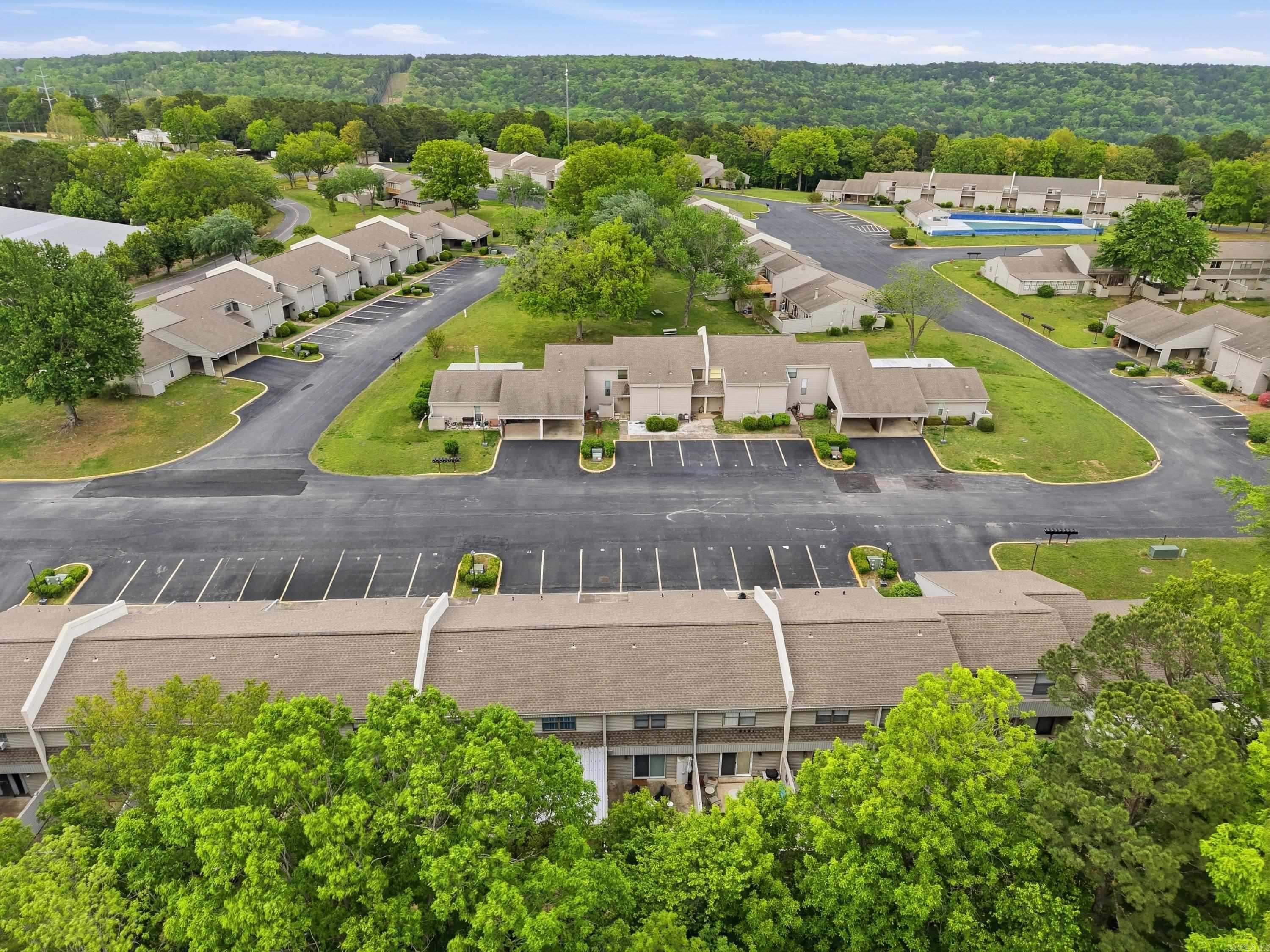 LAKEWOOD HILLS CONDO - Residential