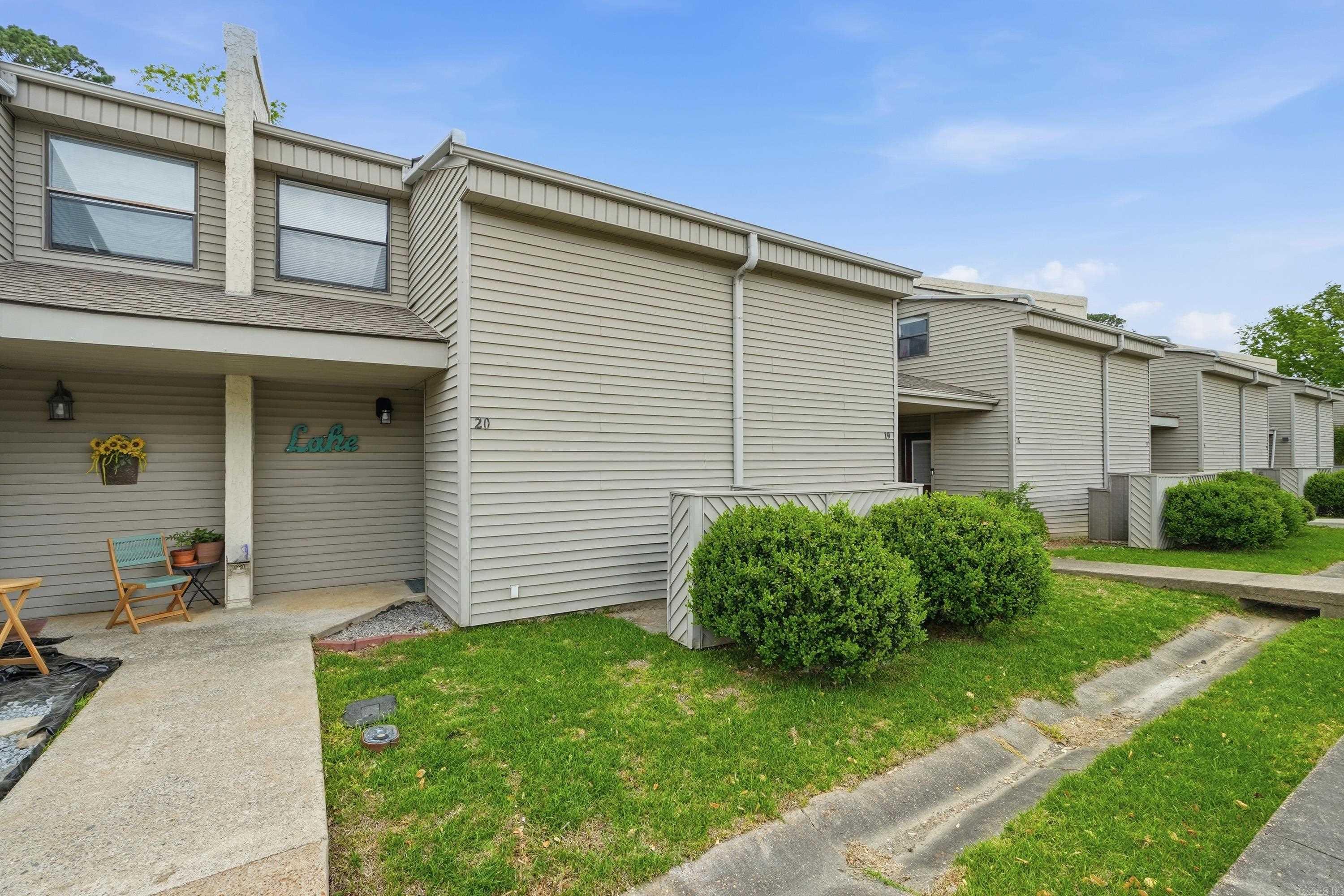 LAKEWOOD HILLS CONDO - Residential