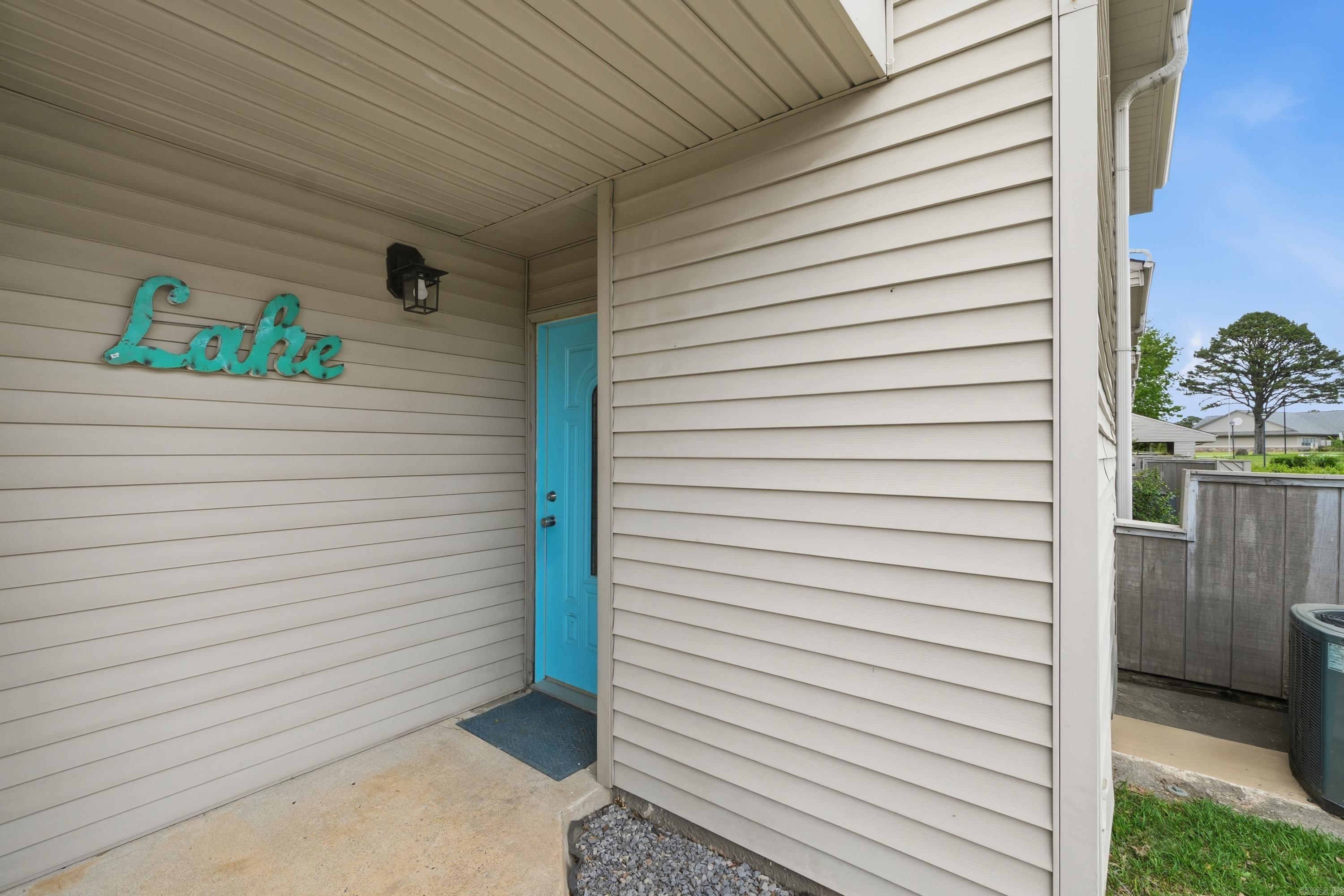 LAKEWOOD HILLS CONDO - Residential