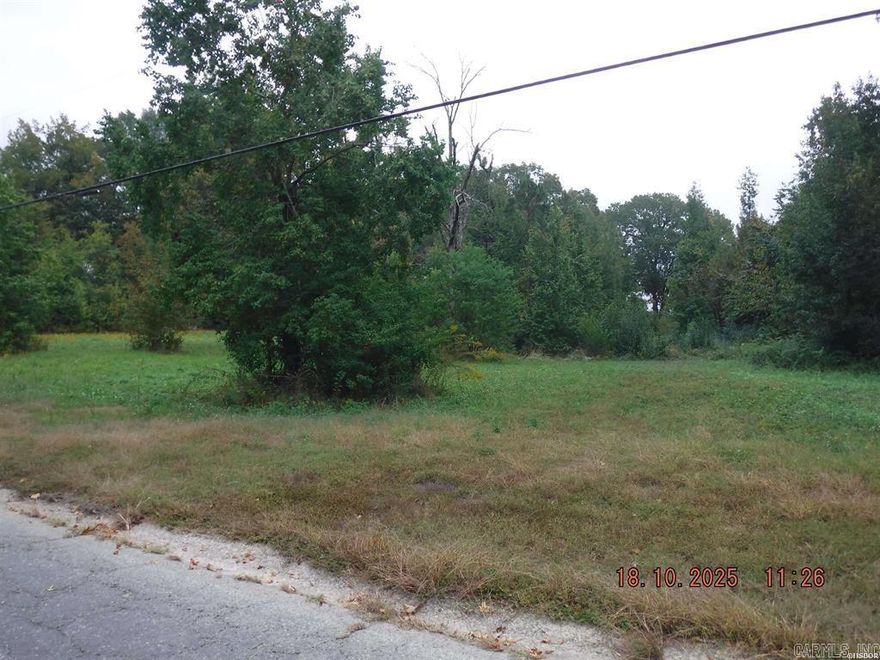 3.33 acres in Malvern. Great spot to subdivide for multiple homes, build one home with large lot, or for multi family. Property fronts on Owens and backs up the the Baptist Medical Building parking area. Lots of potential opportunities!  Great area for expansion in residential property or business and commerce on the other side.  Partially treed/cleared. Mostly level land.