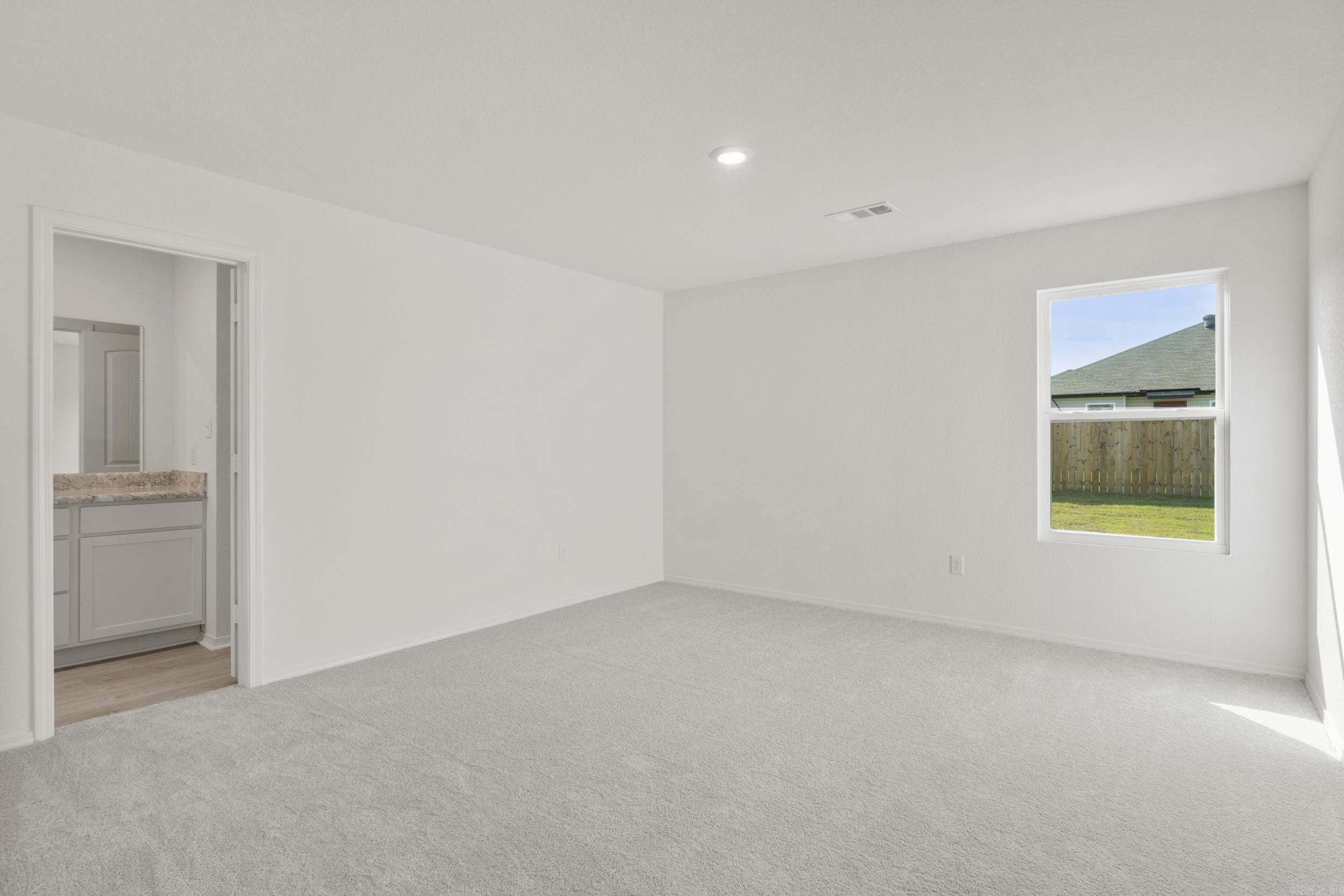 HILL FARM - Residential