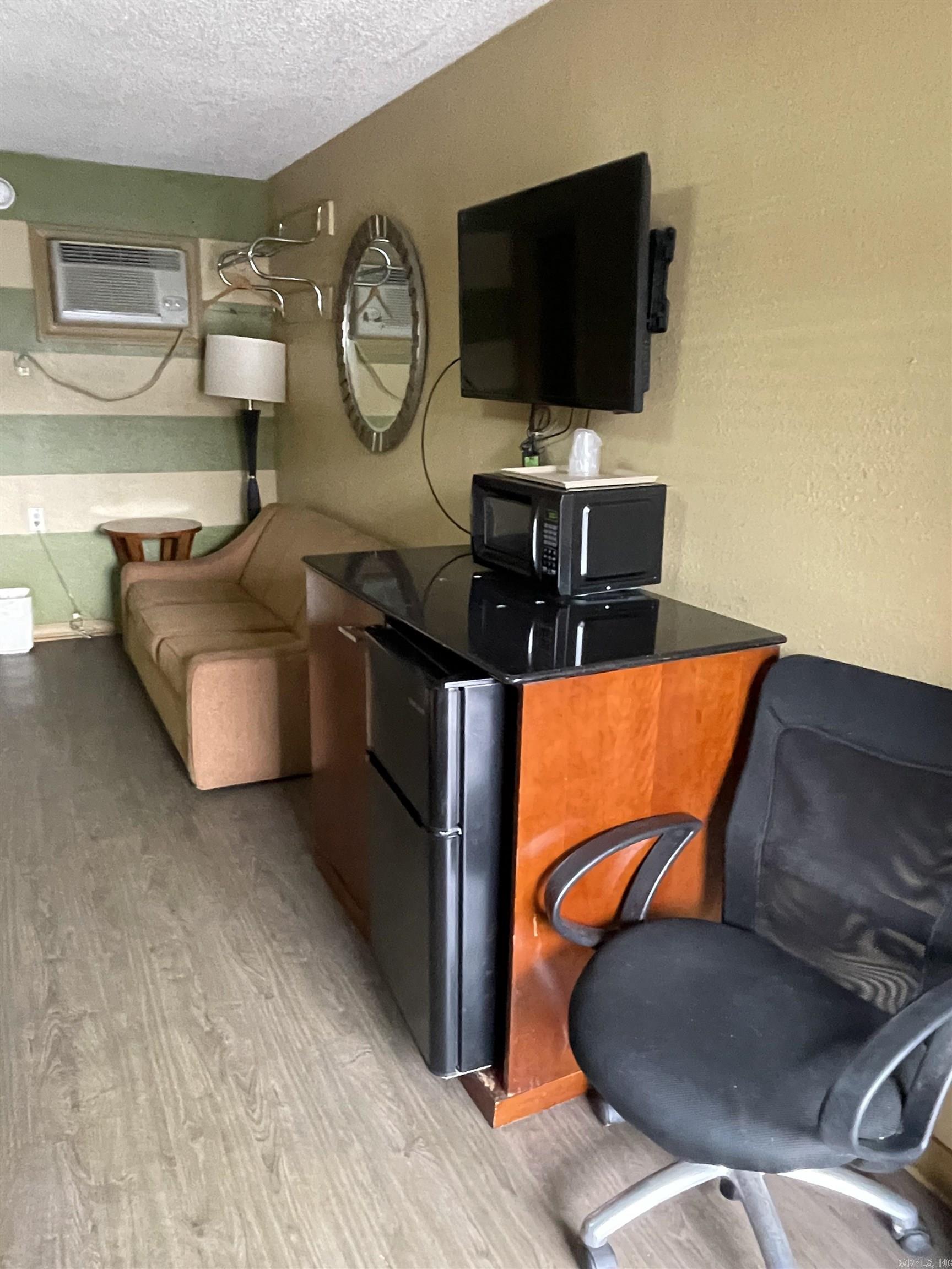 Gary - Commercial Sale