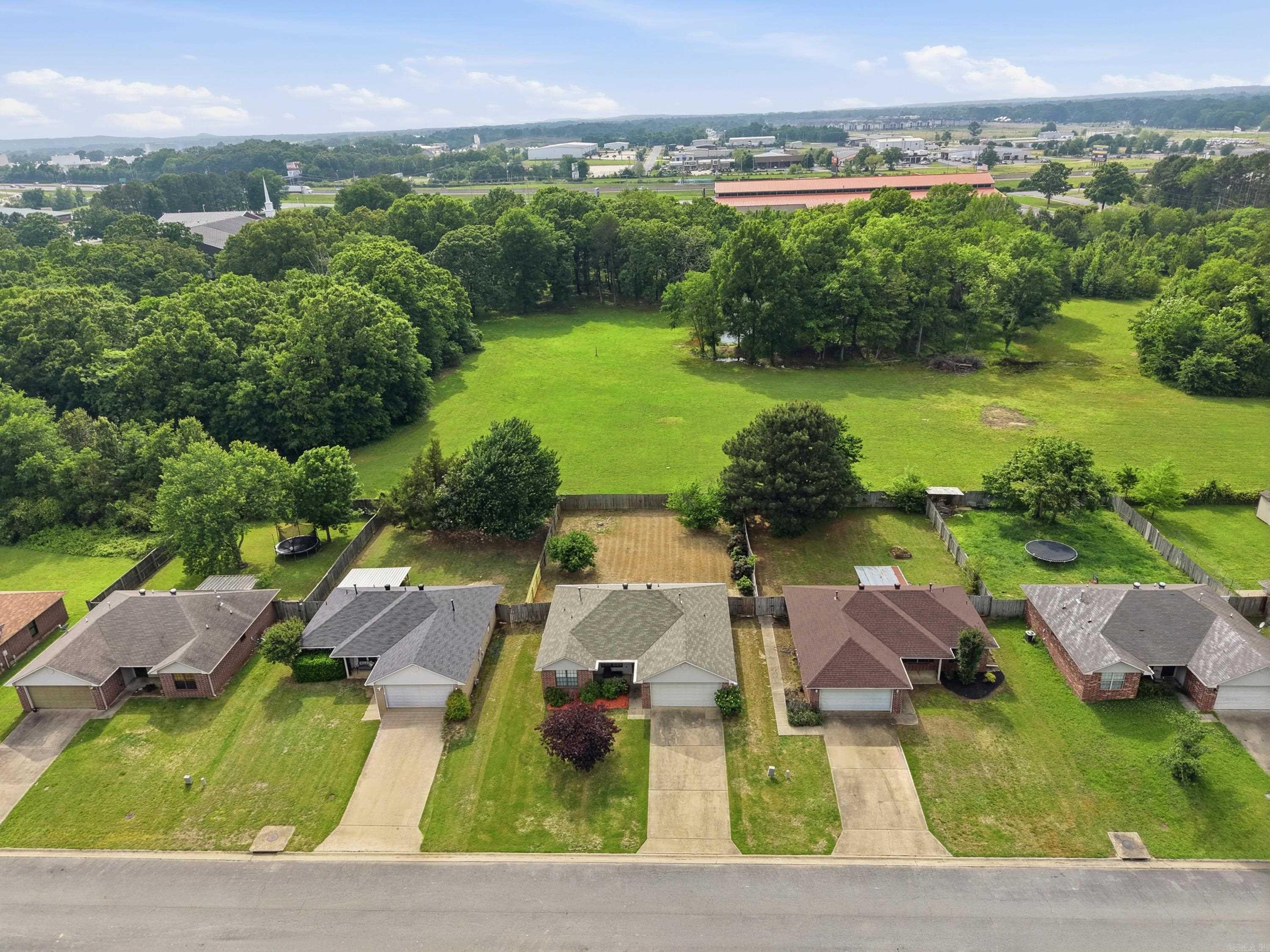 THE FALLS - Residential