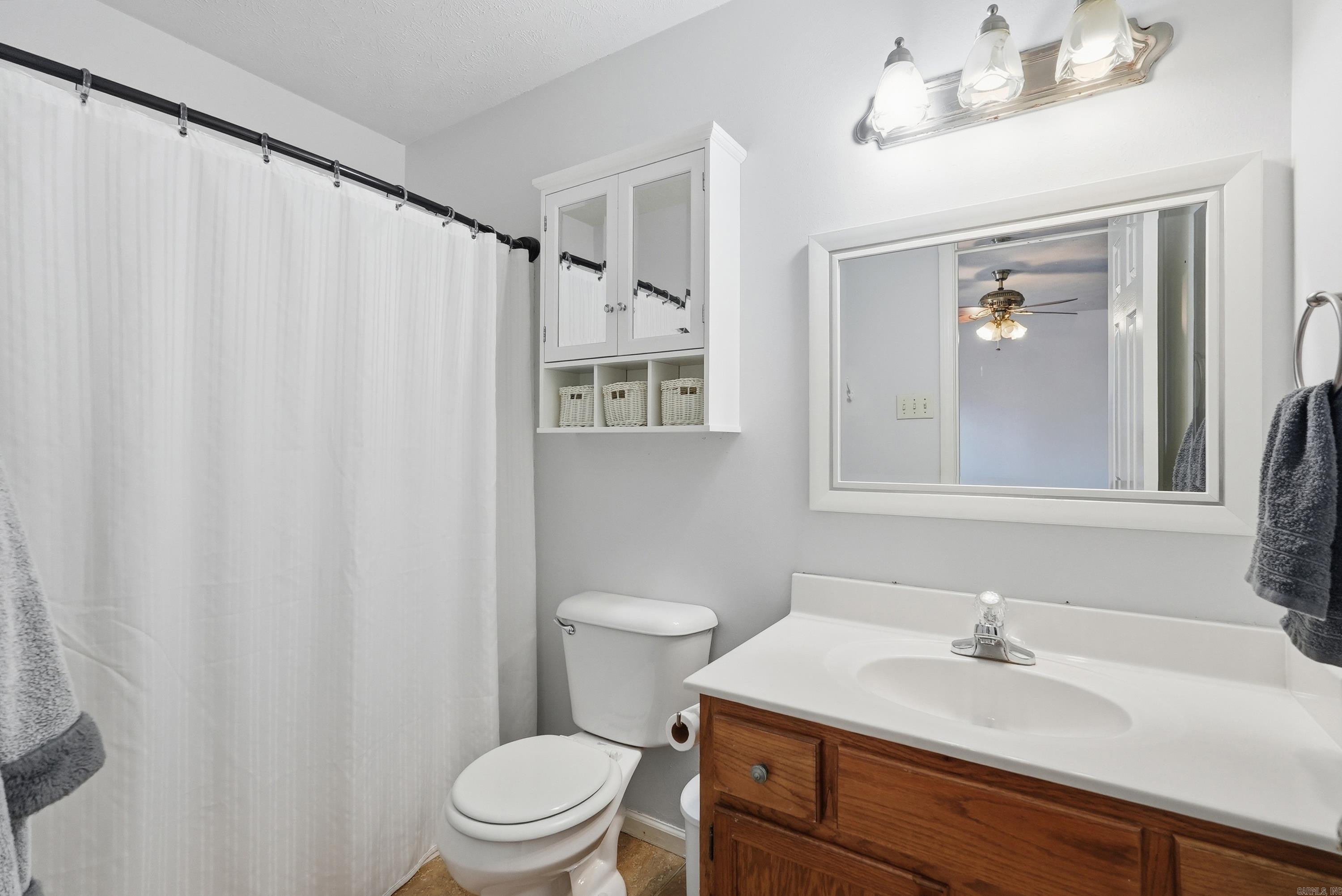 THE FALLS - Residential