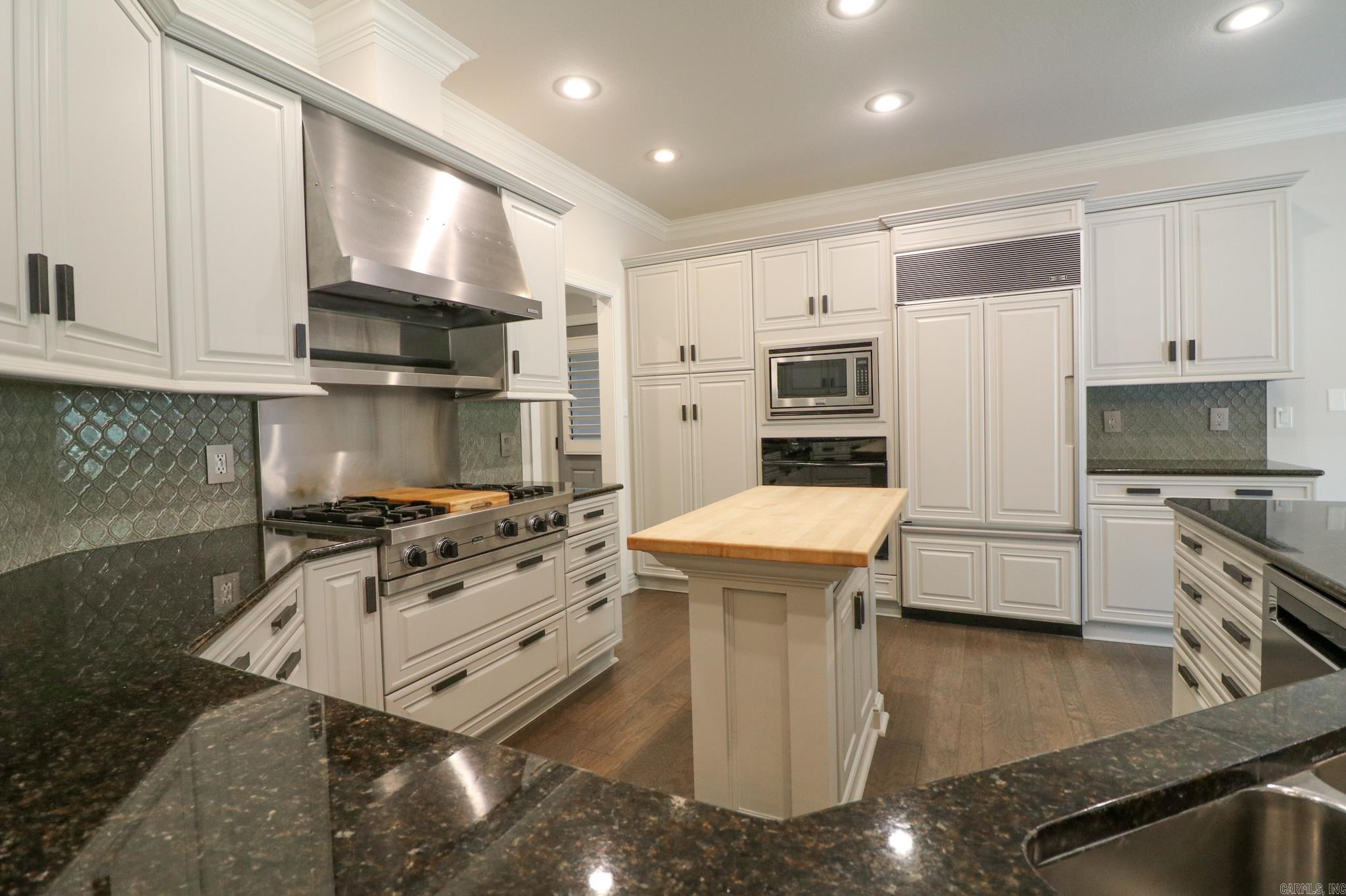 Ridge Point - Residential