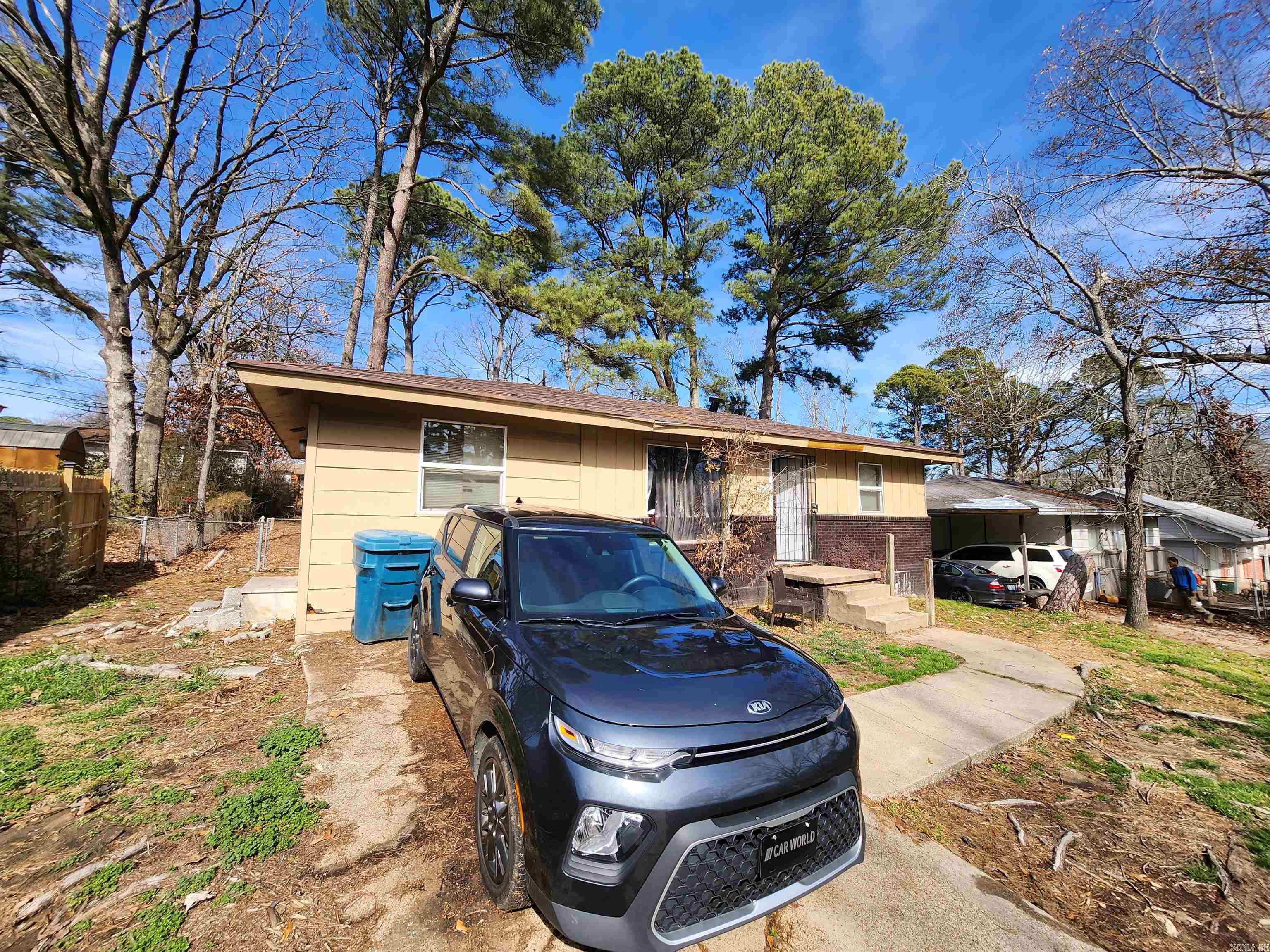 WAKEFIELD VILLAGE - Residential