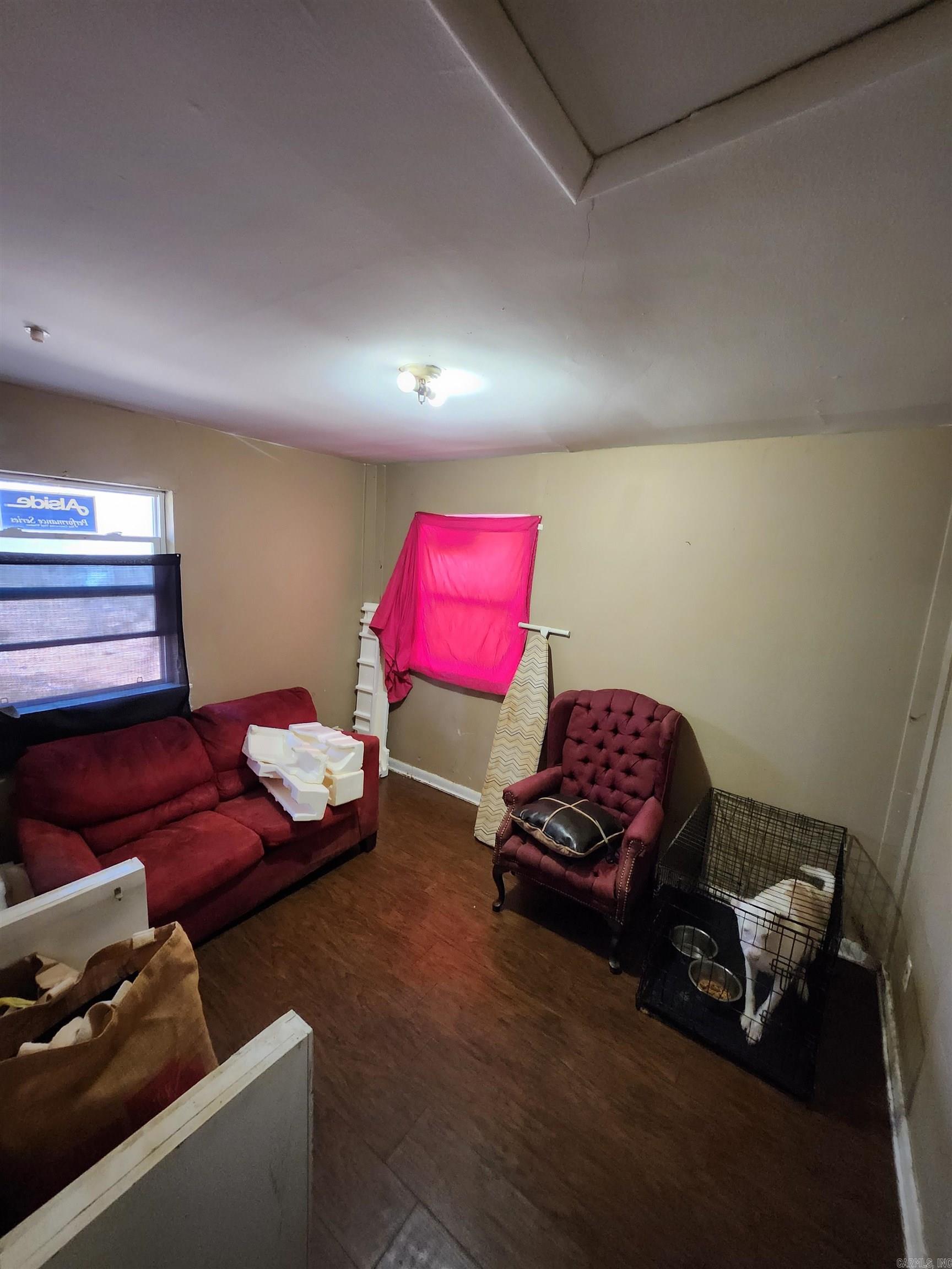 WAKEFIELD VILLAGE - Residential