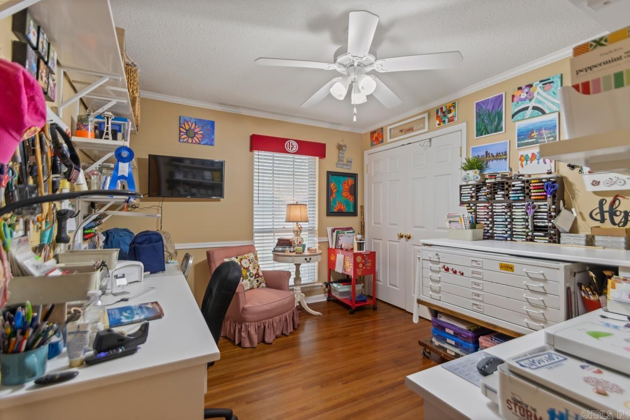 INDIAN HILLS - Residential