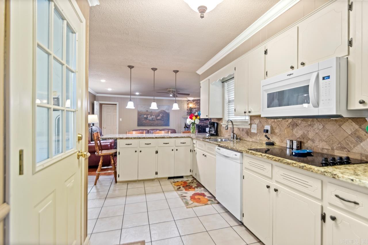 INDIAN HILLS - Residential