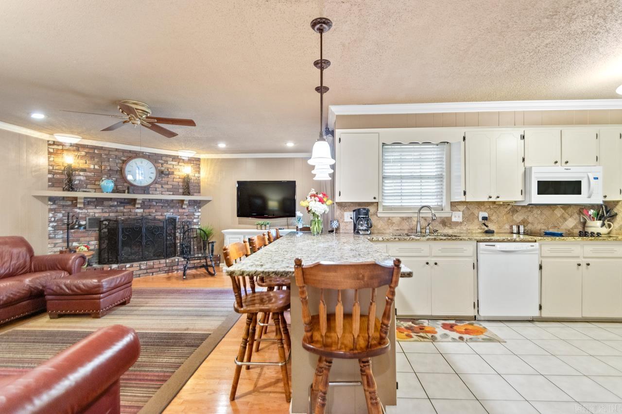 INDIAN HILLS - Residential