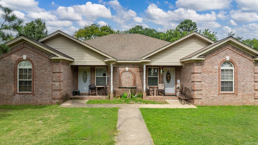 Welcome to this elegantly designed duplex, featuring three bedrooms and two bathrooms on each side. Each unit boasts spacious rooms, with a title that adds a touch of sophistication. The layout of the home is flawlessly arranged, ensuring a seamless flow throughout. The property showcases Trey ceilings and convenient garages, enhancing its overall appeal. Furthermore, its prime location offers easy access to shopping and dining options, all within walking distance.