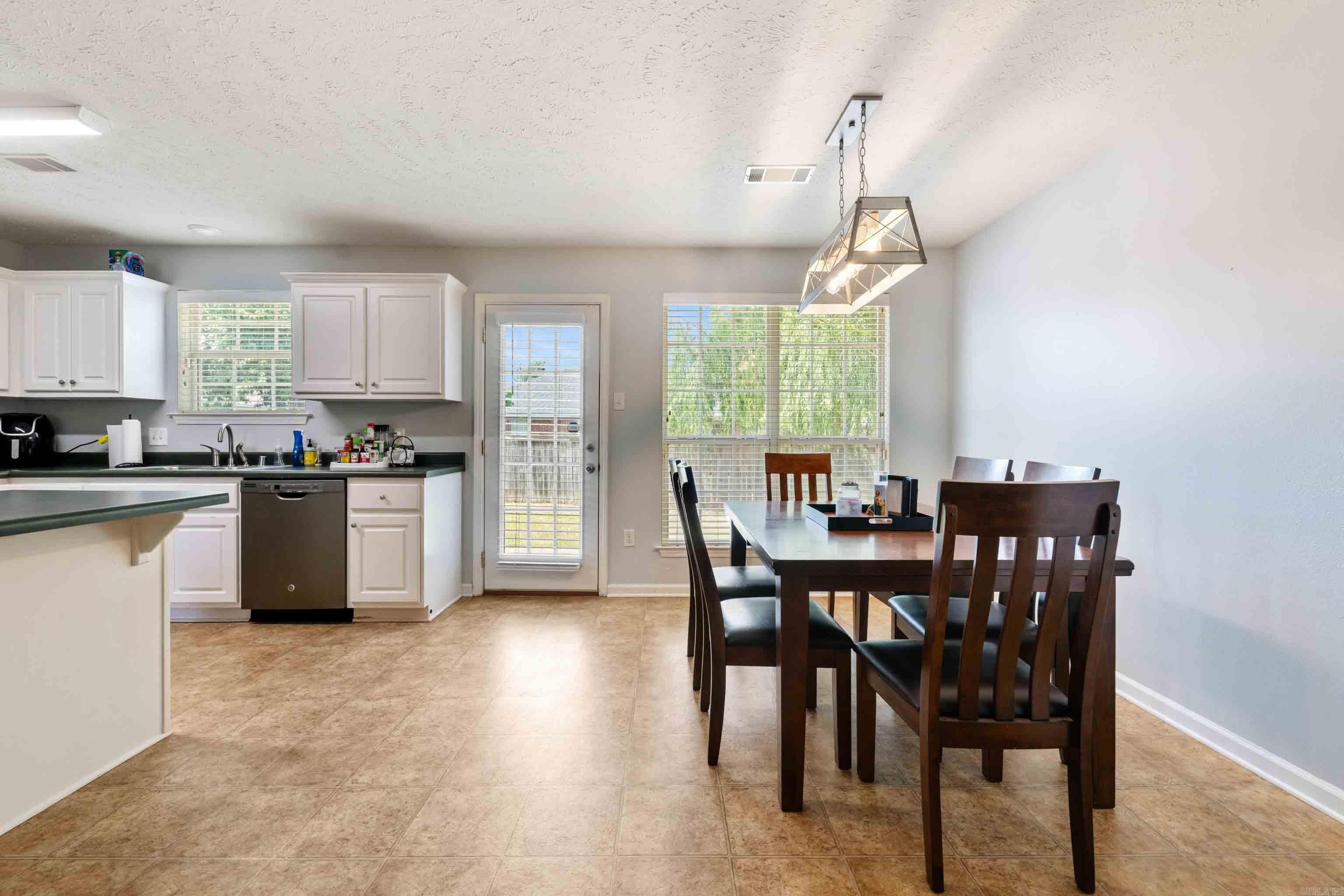 JUSTIN PLACE - Residential