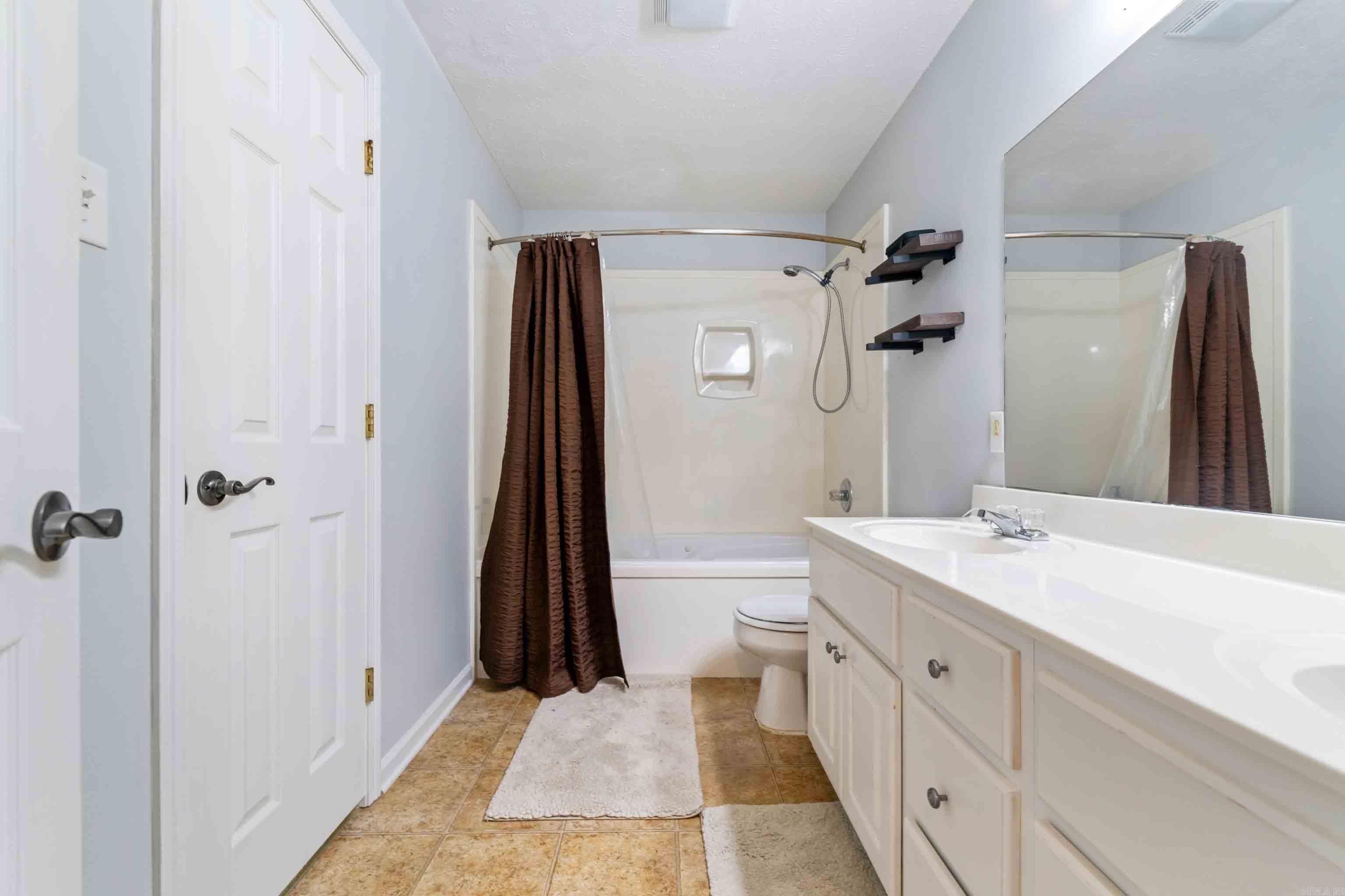 JUSTIN PLACE - Residential