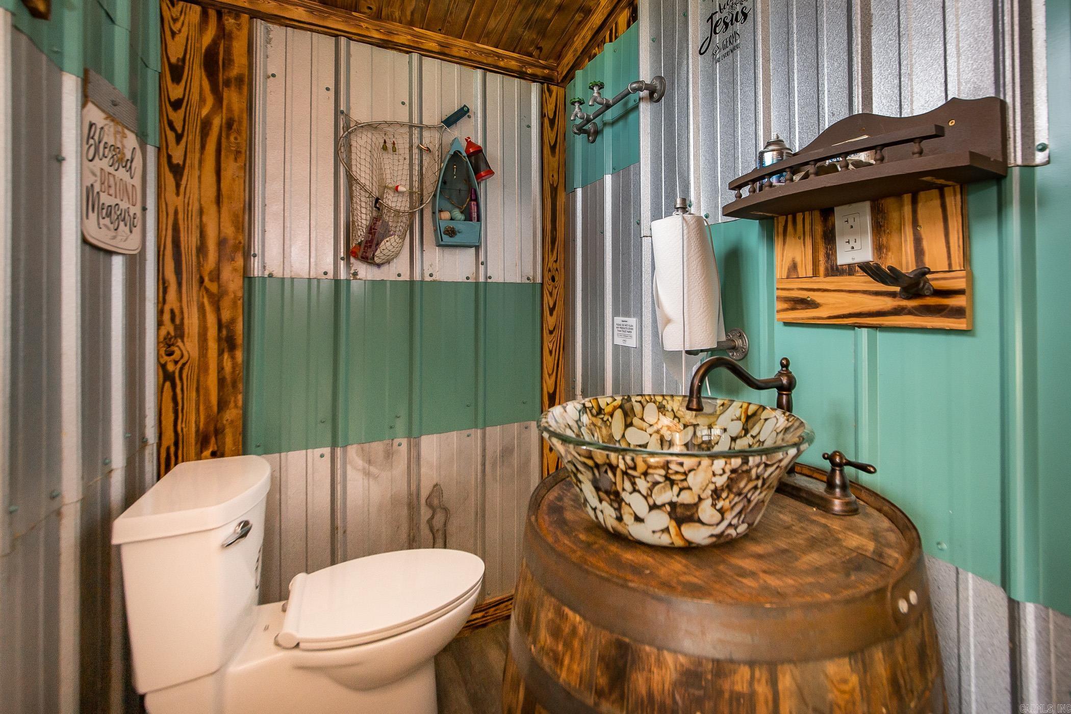 Lakeshore Hills-Andersons Lake - Residential