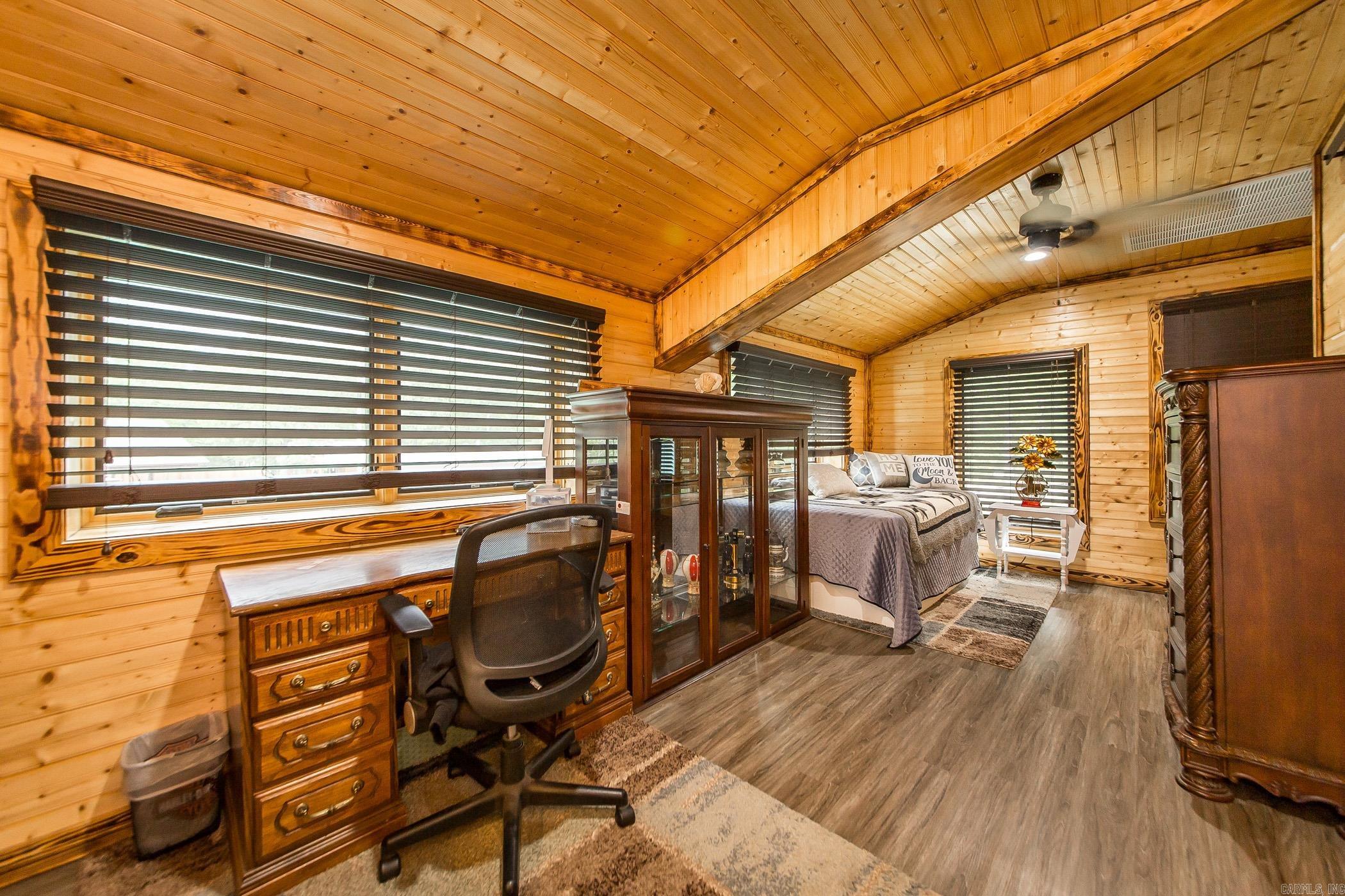 Lakeshore Hills-Andersons Lake - Residential