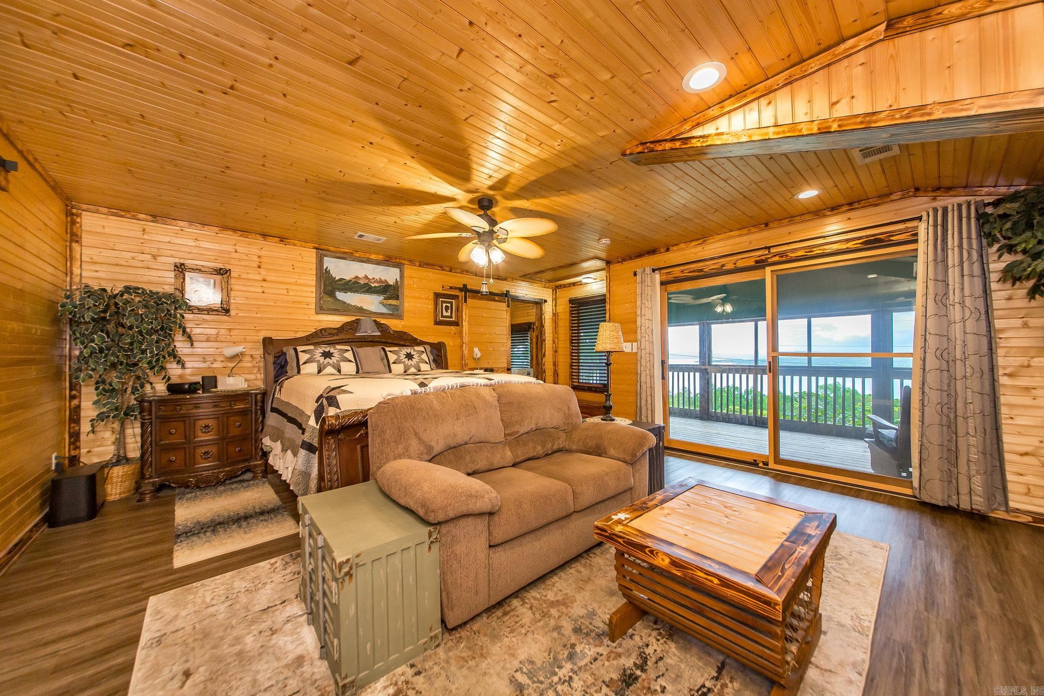 Lakeshore Hills-Andersons Lake - Residential