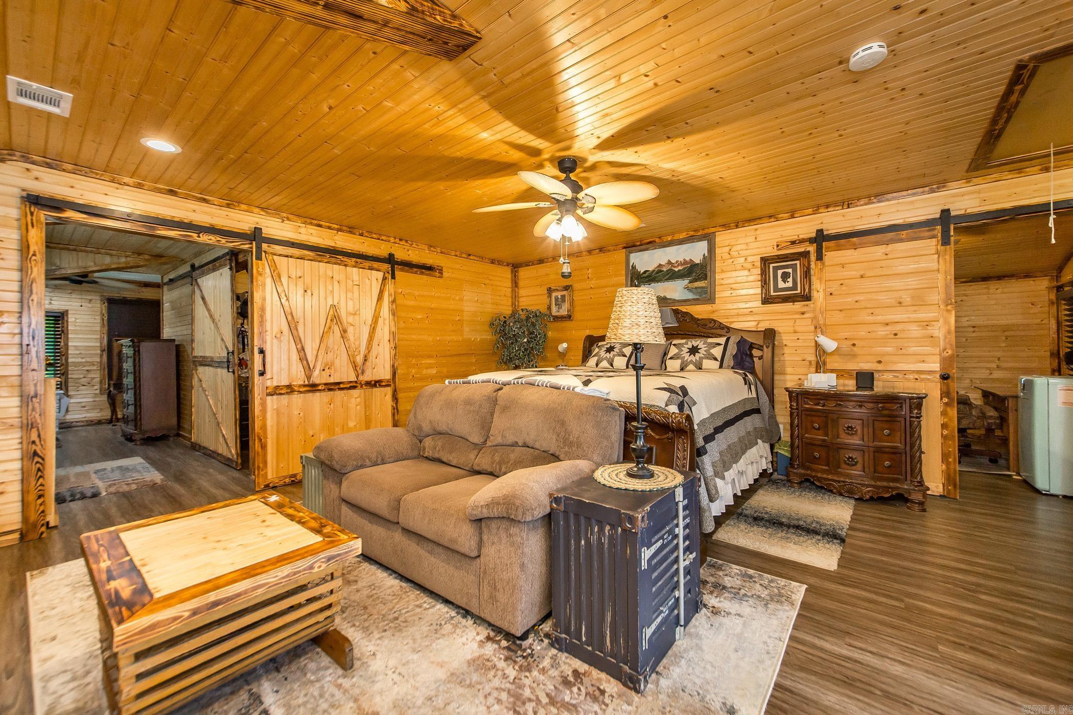 Lakeshore Hills-Andersons Lake - Residential