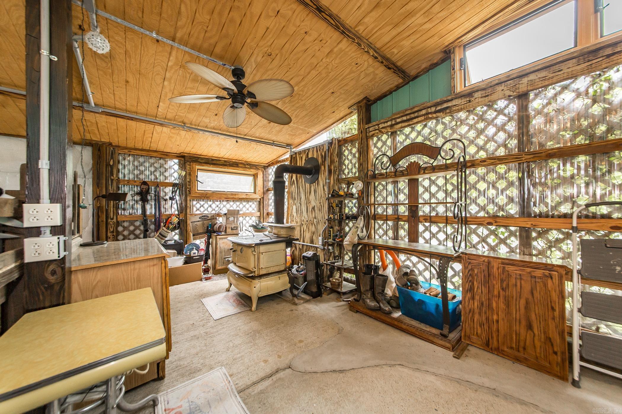 Lakeshore Hills-Andersons Lake - Residential