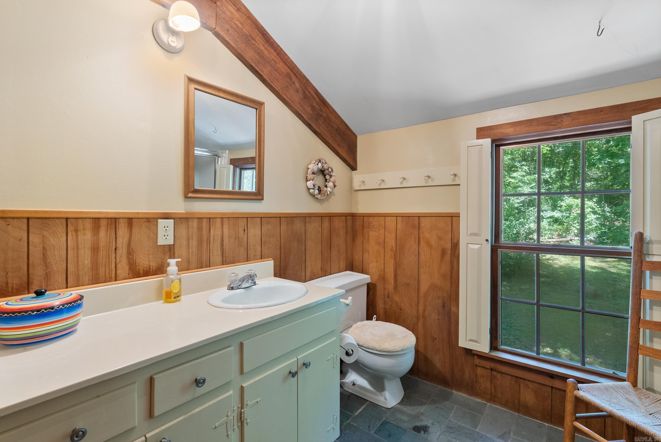 ARKRIDGE LAKE ESTATES - Residential