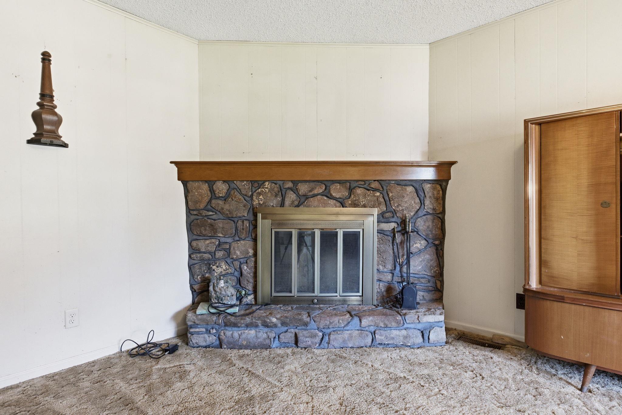 STONEWALL - Residential