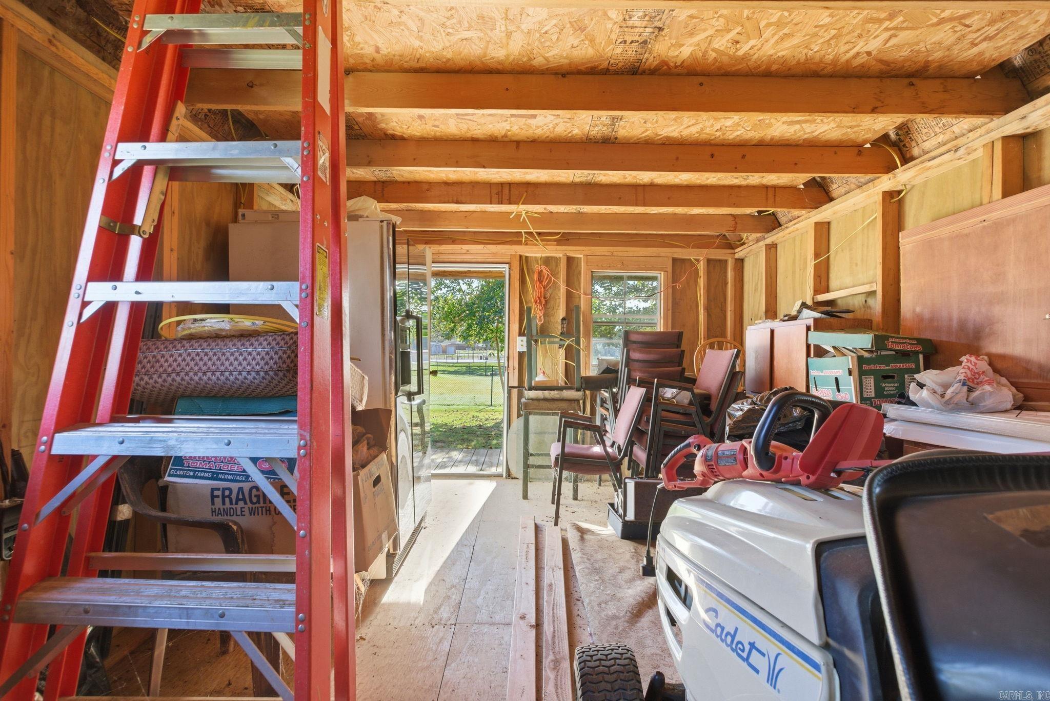 STONEWALL - Residential