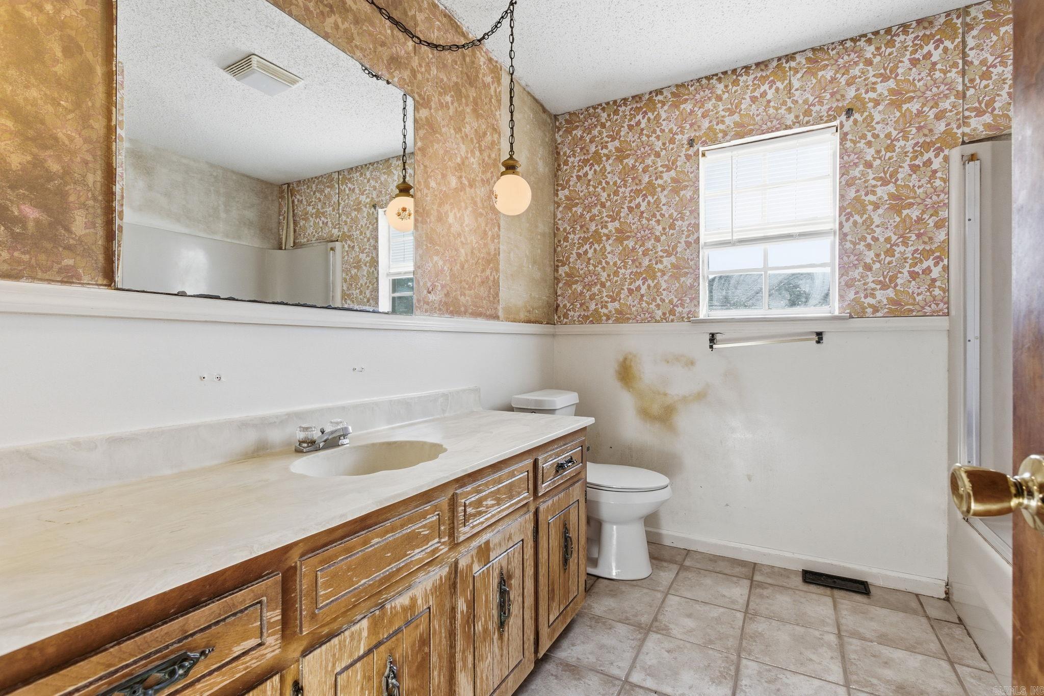 STONEWALL - Residential