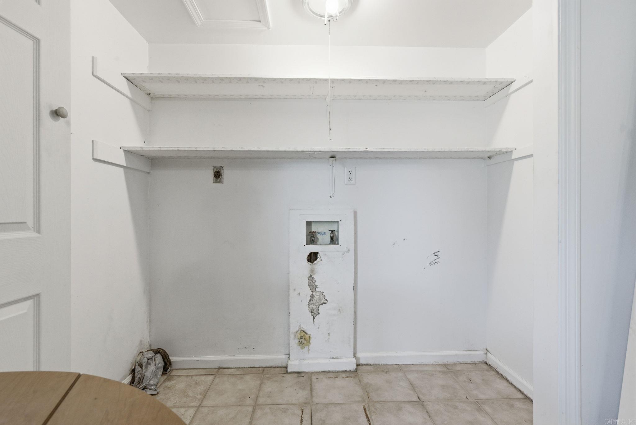 STONEWALL - Residential