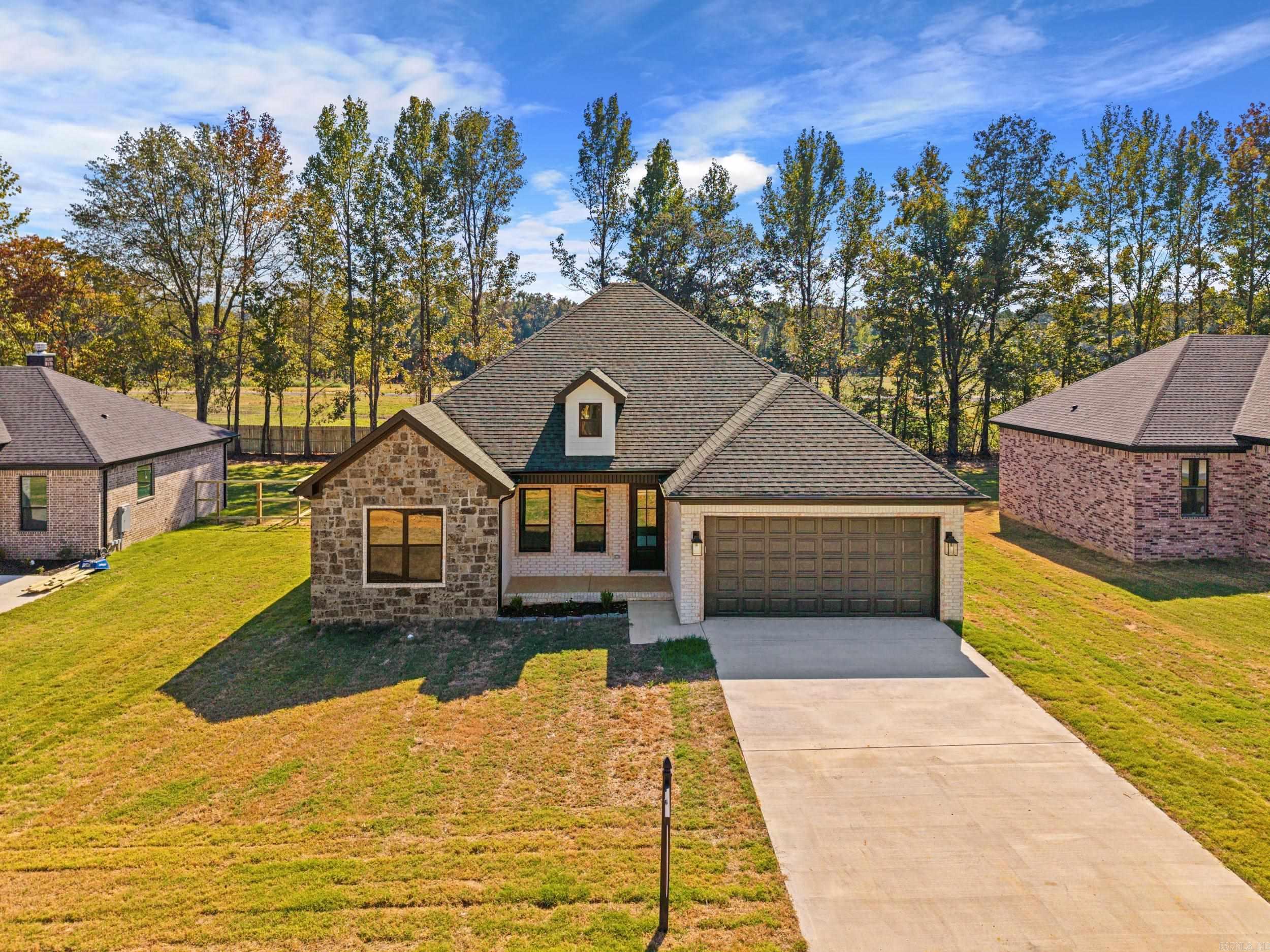 COPPER MOON ESTATE PH 1 - Residential