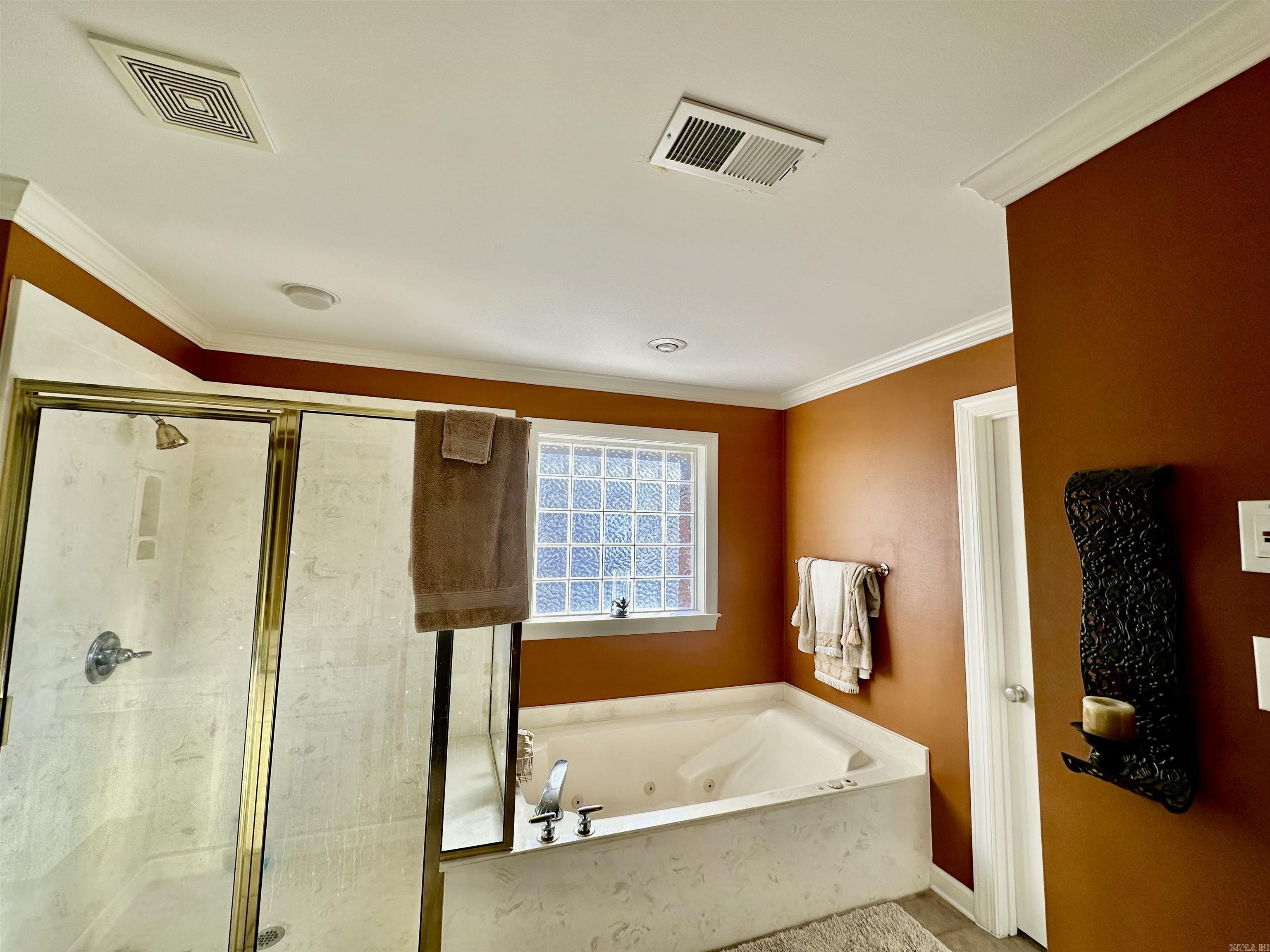 COUNTRY CLUB OF ARK THE - Residential