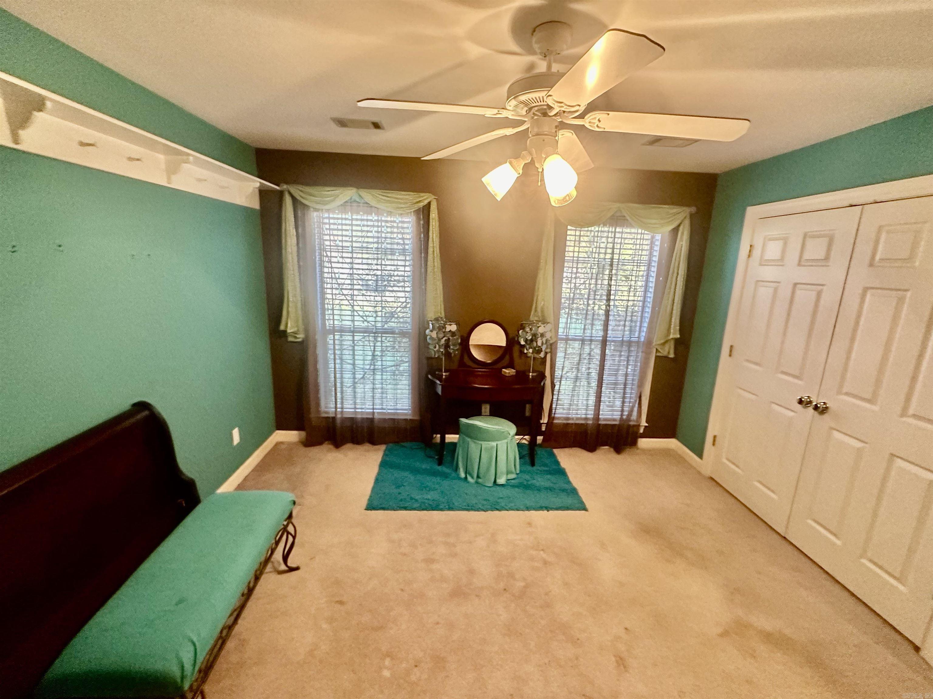 COUNTRY CLUB OF ARK THE - Residential