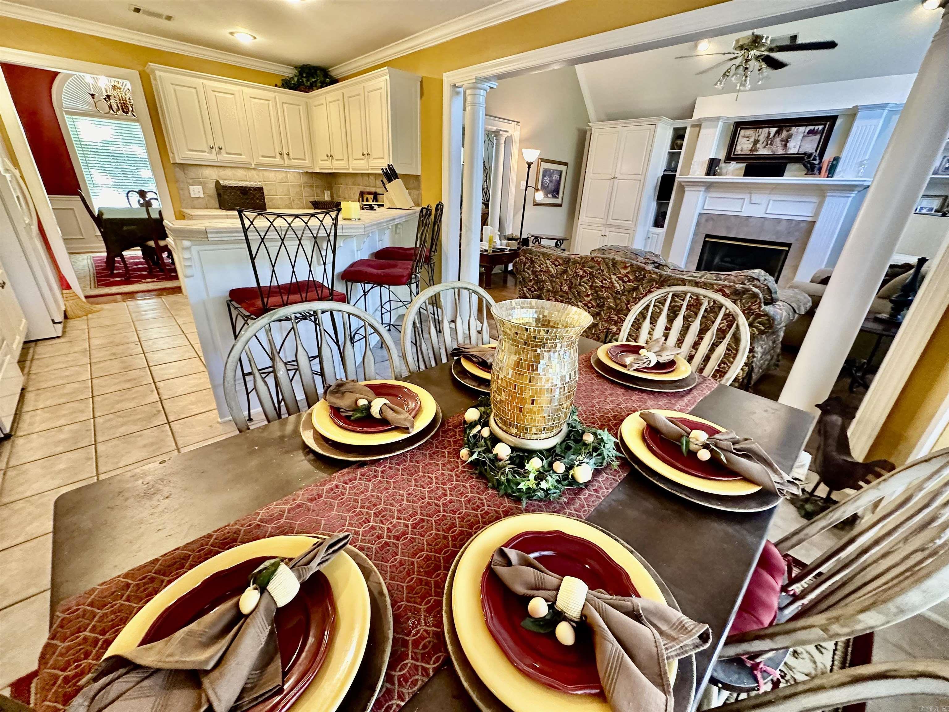 COUNTRY CLUB OF ARK THE - Residential