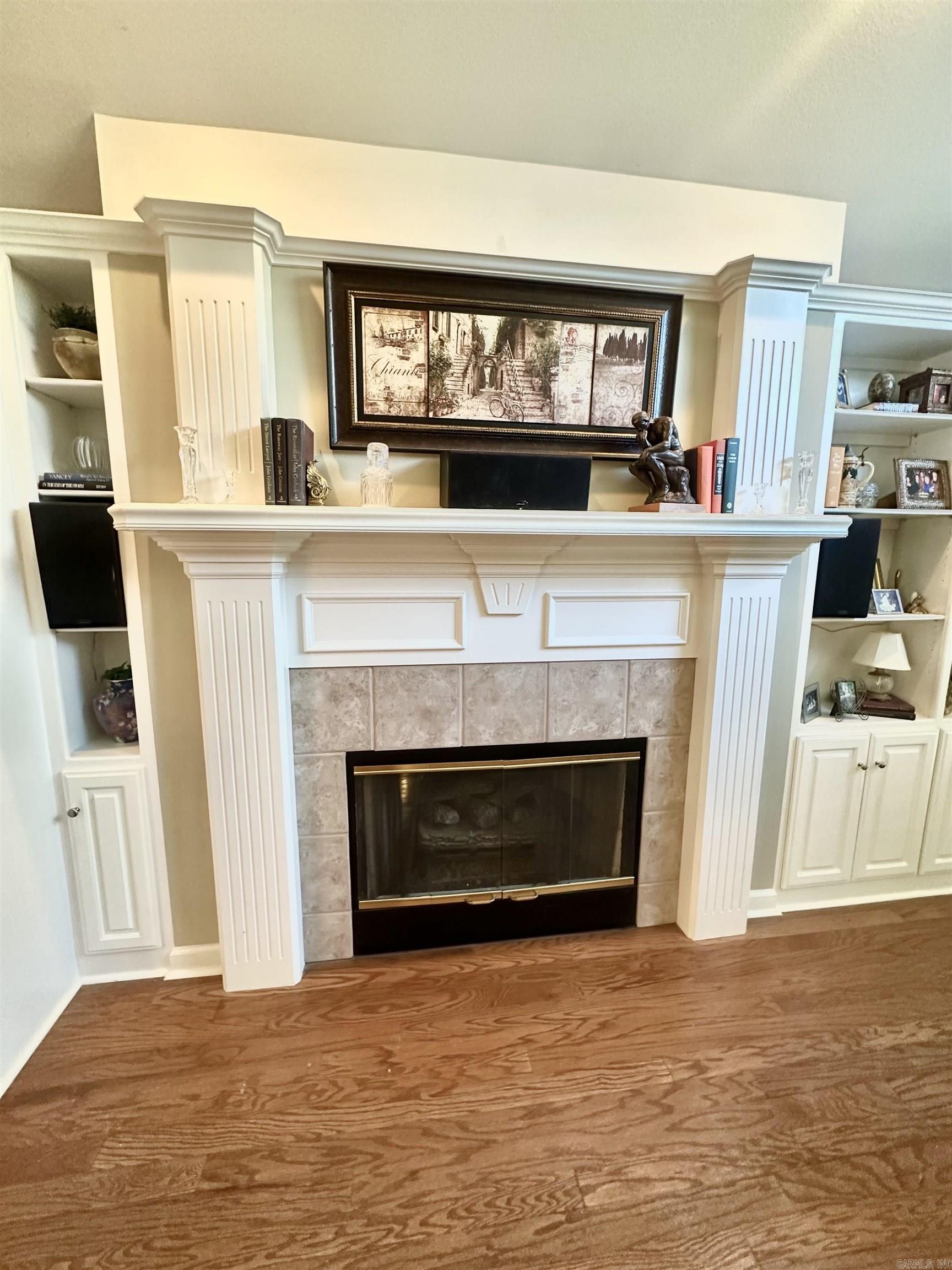 COUNTRY CLUB OF ARK THE - Residential