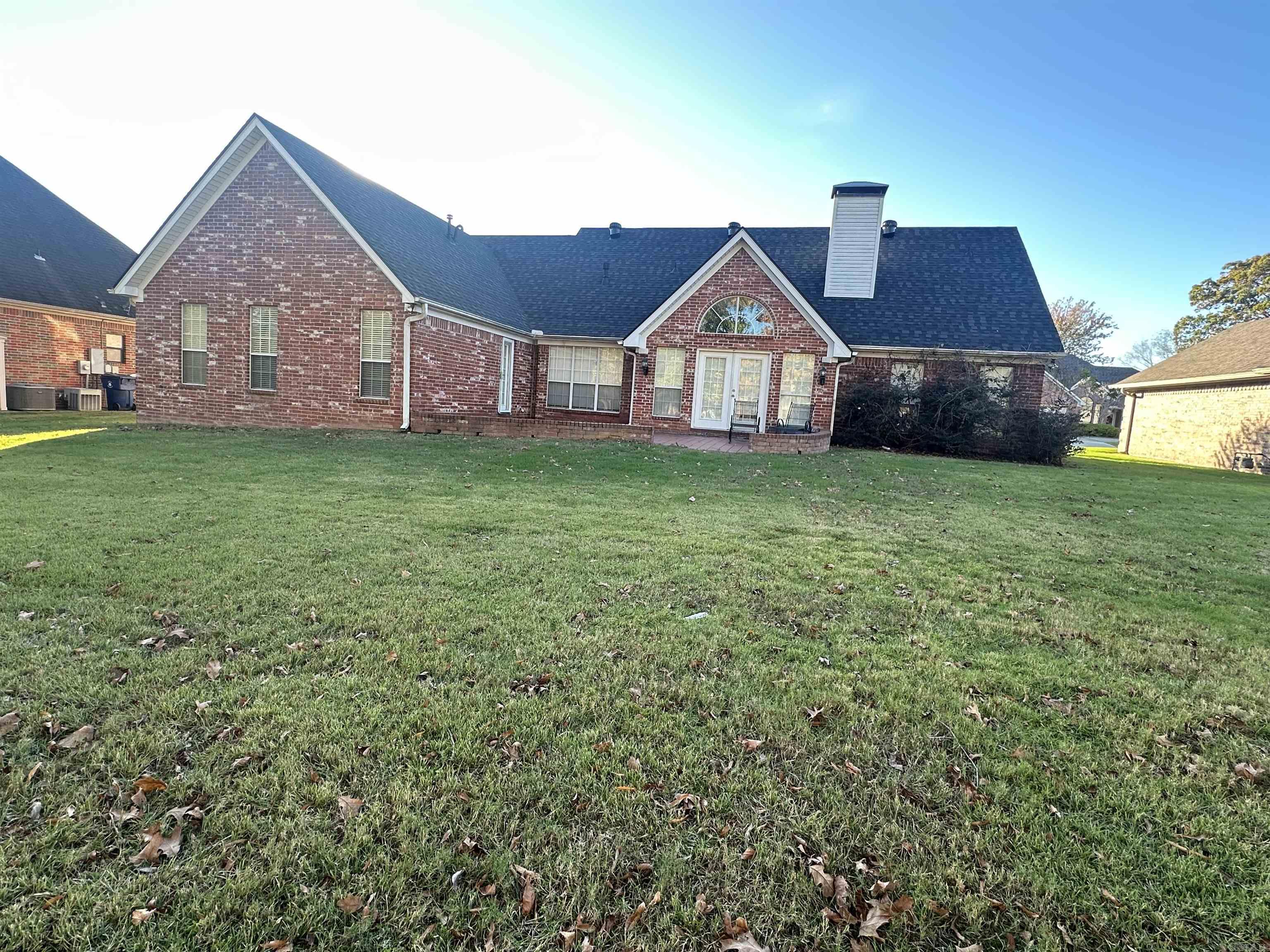 COUNTRY CLUB OF ARK THE - Residential