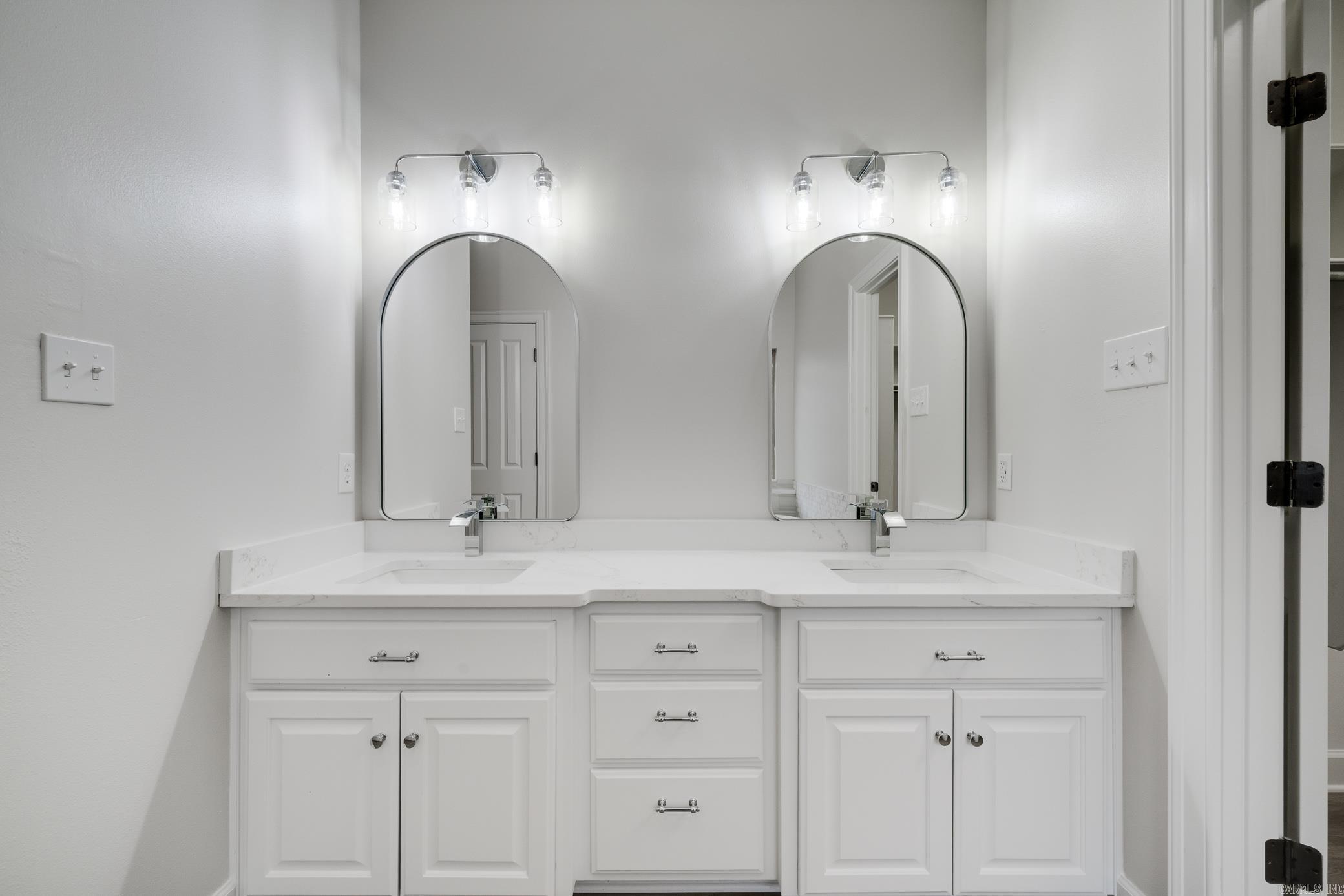 SOUTHWIND - Residential