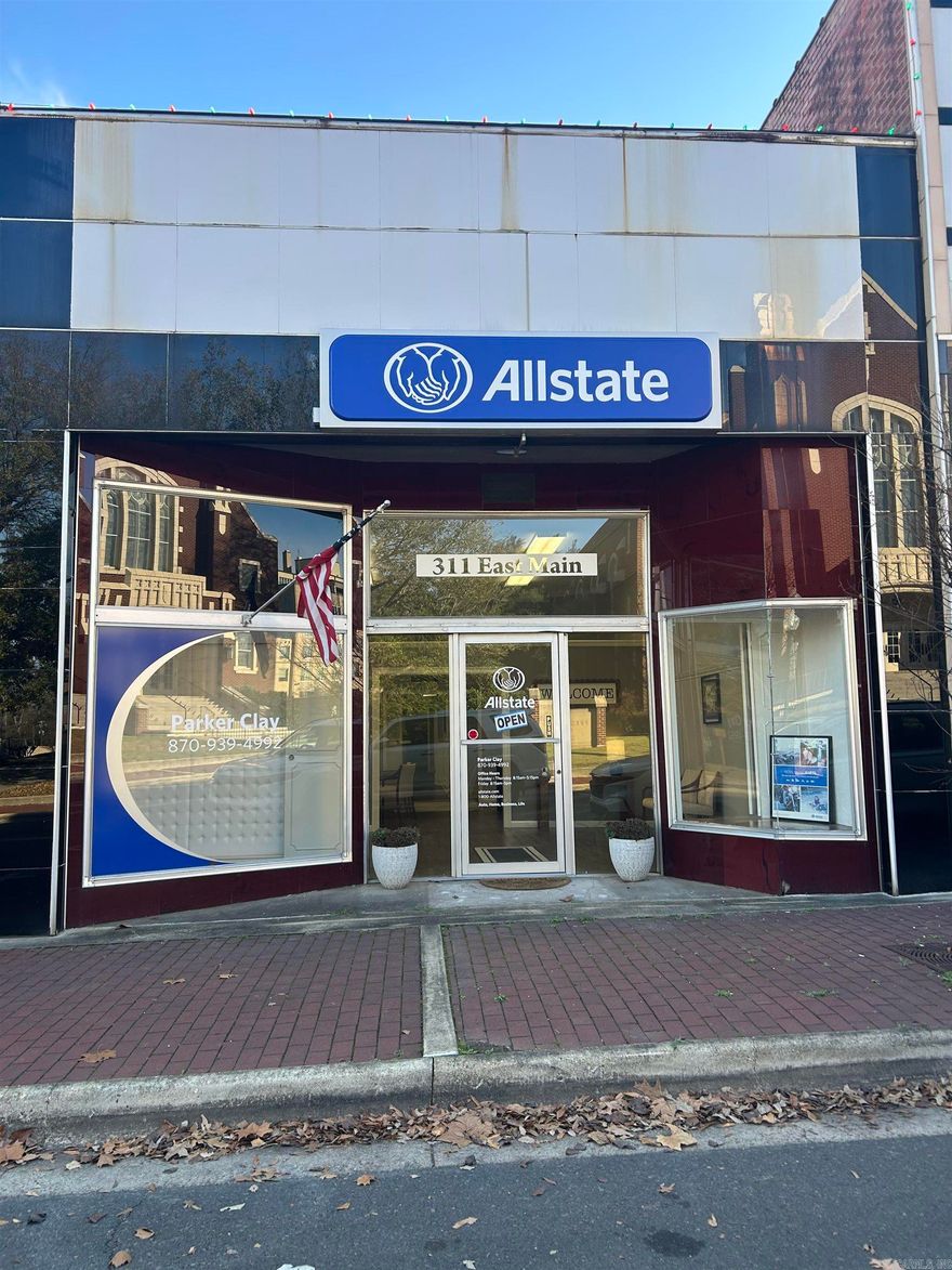 Located in Historic Downtown El Dorado, this up-to-date office building is steps away from entertainment, restaurants, and retail destinations. With strong location fundamentals and flexible potential for a variety of uses, this asset presents a compelling opportunity for investors or owner-occupants seeking growth in a thriving part of the city.