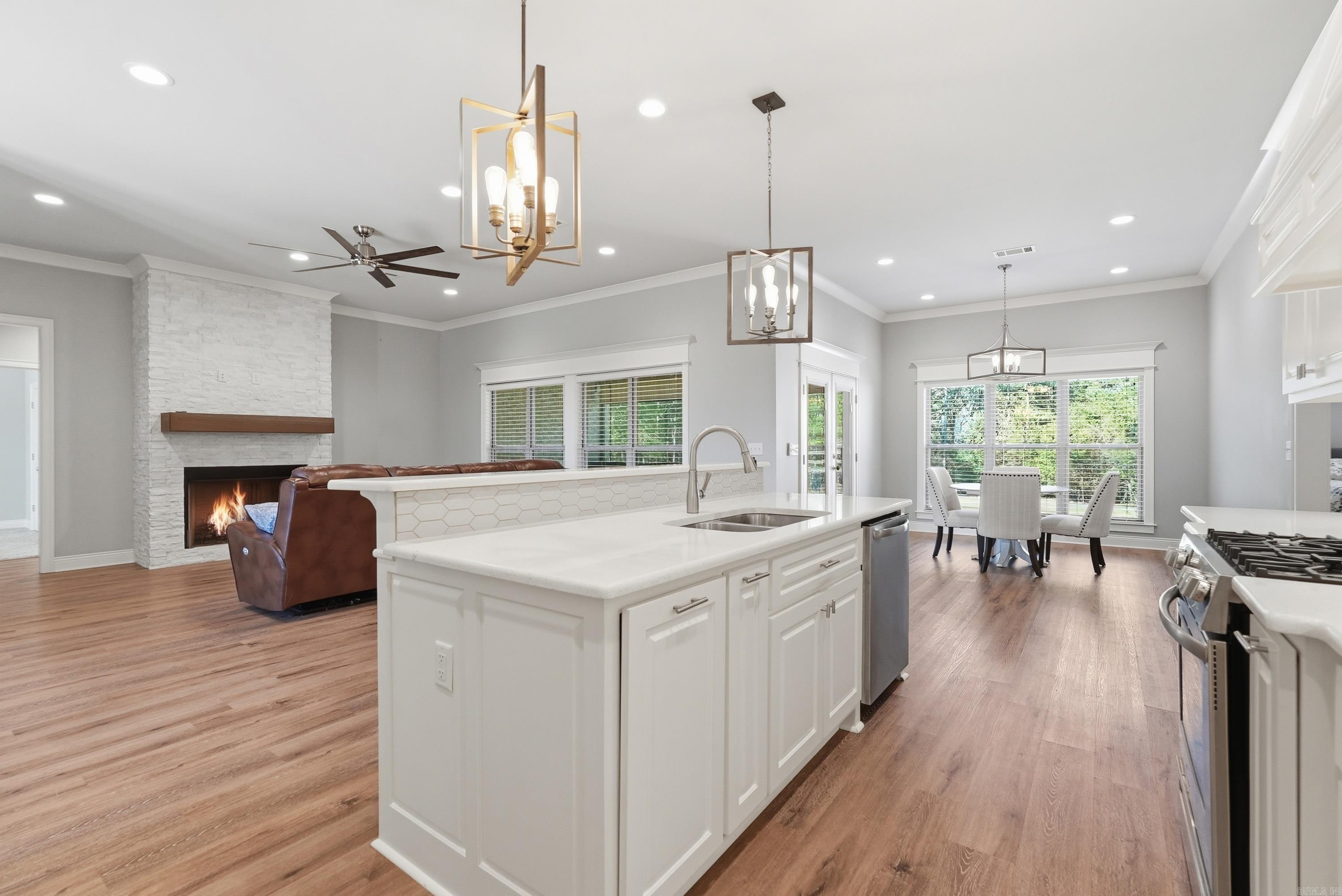 COYOTE RIDGE - Residential