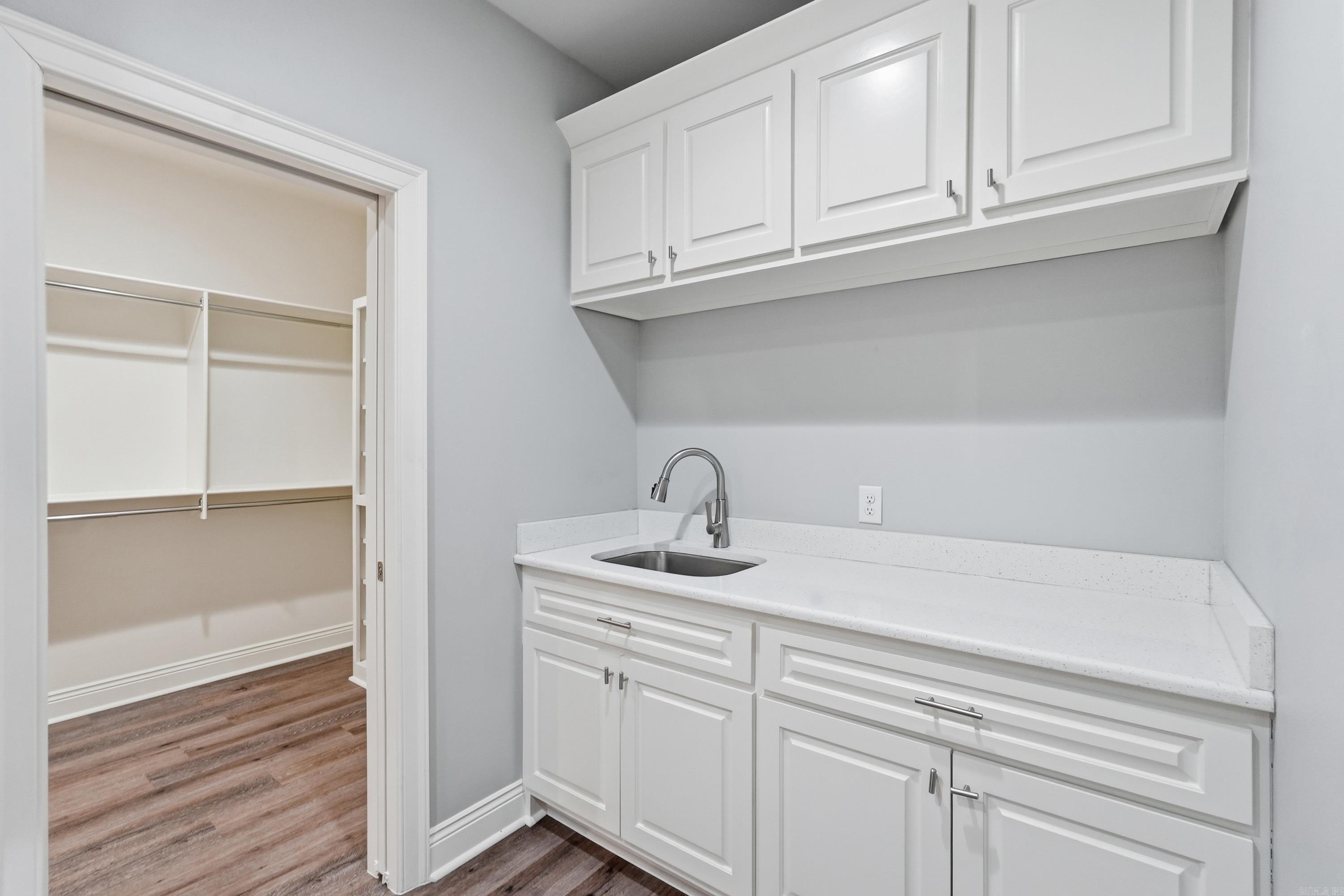 COYOTE RIDGE - Residential