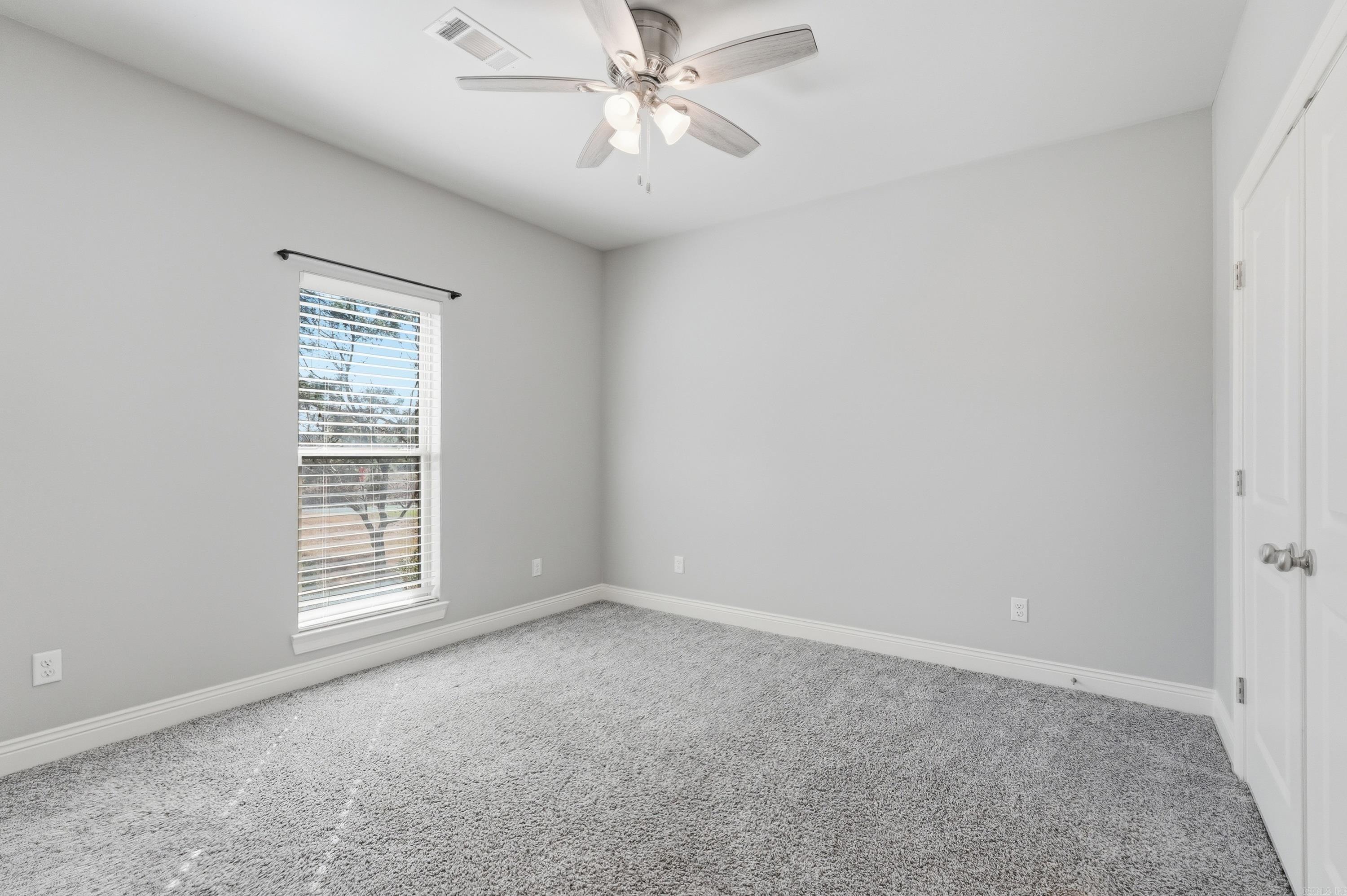 COYOTE RIDGE - Residential