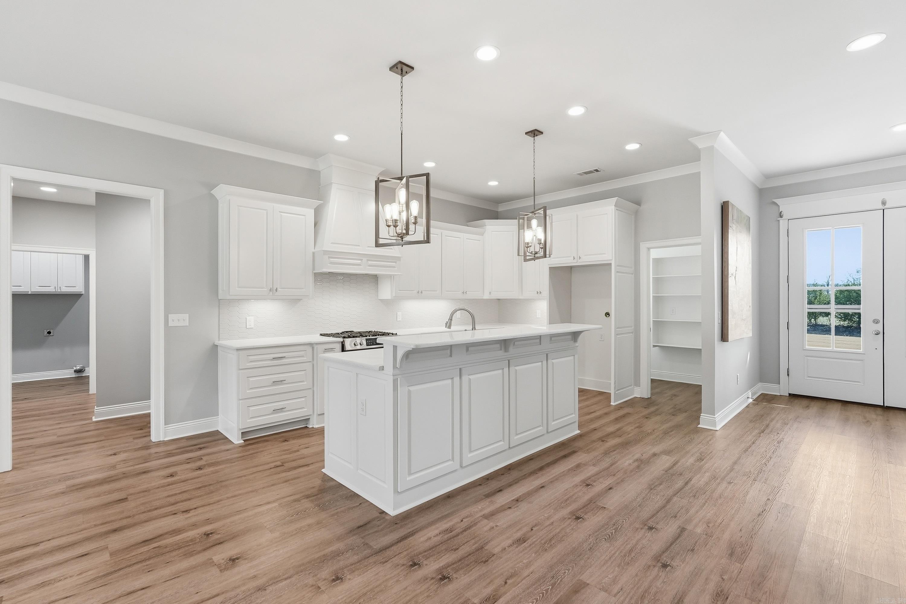 COYOTE RIDGE - Residential