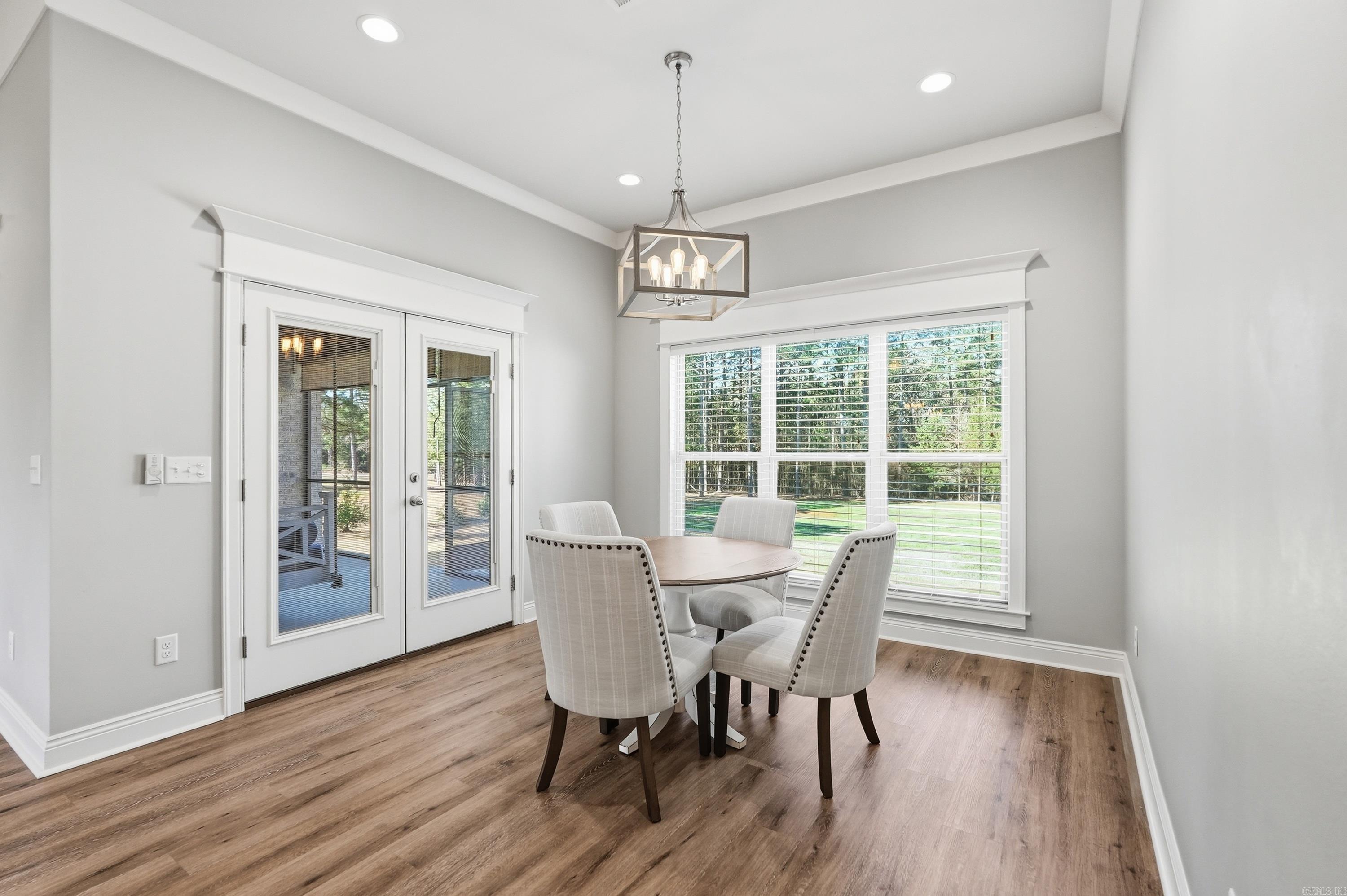 COYOTE RIDGE - Residential