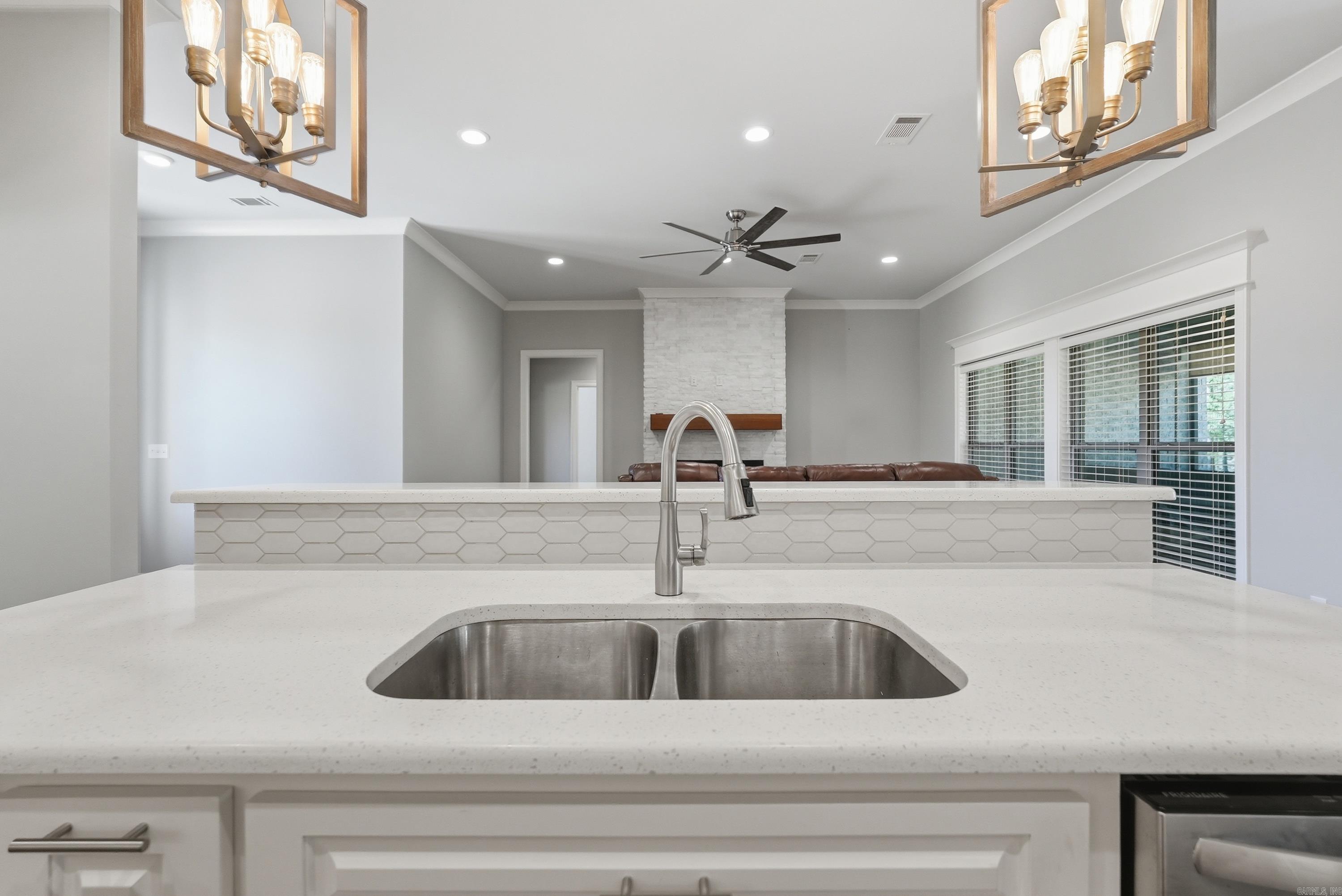 COYOTE RIDGE - Residential