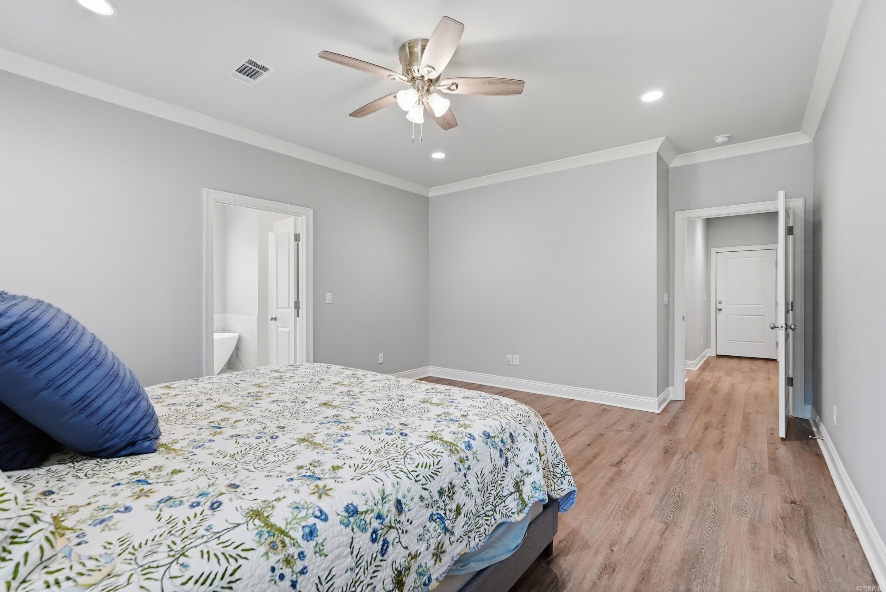 COYOTE RIDGE - Residential