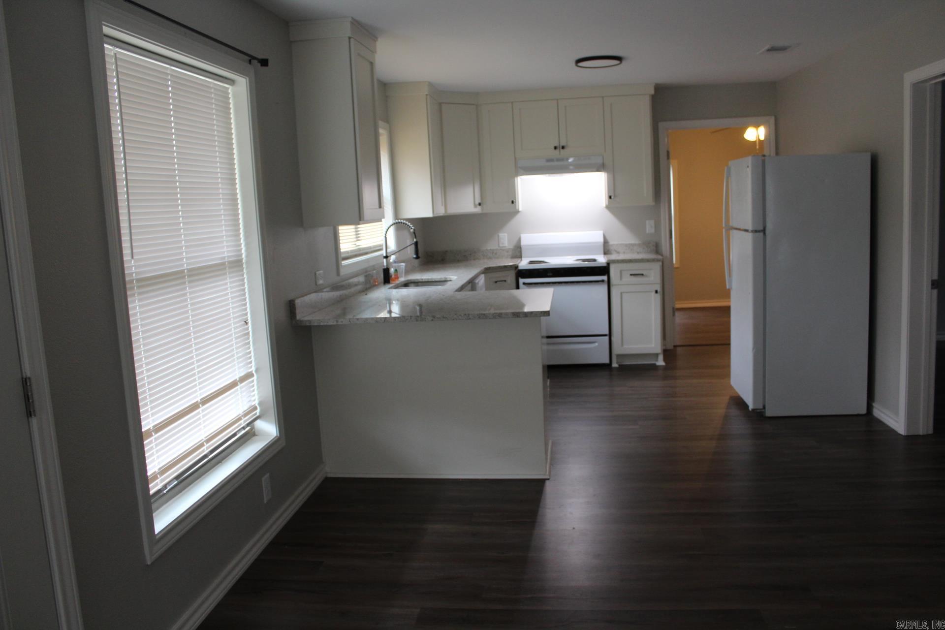 NEW NASHVILLE - Residential