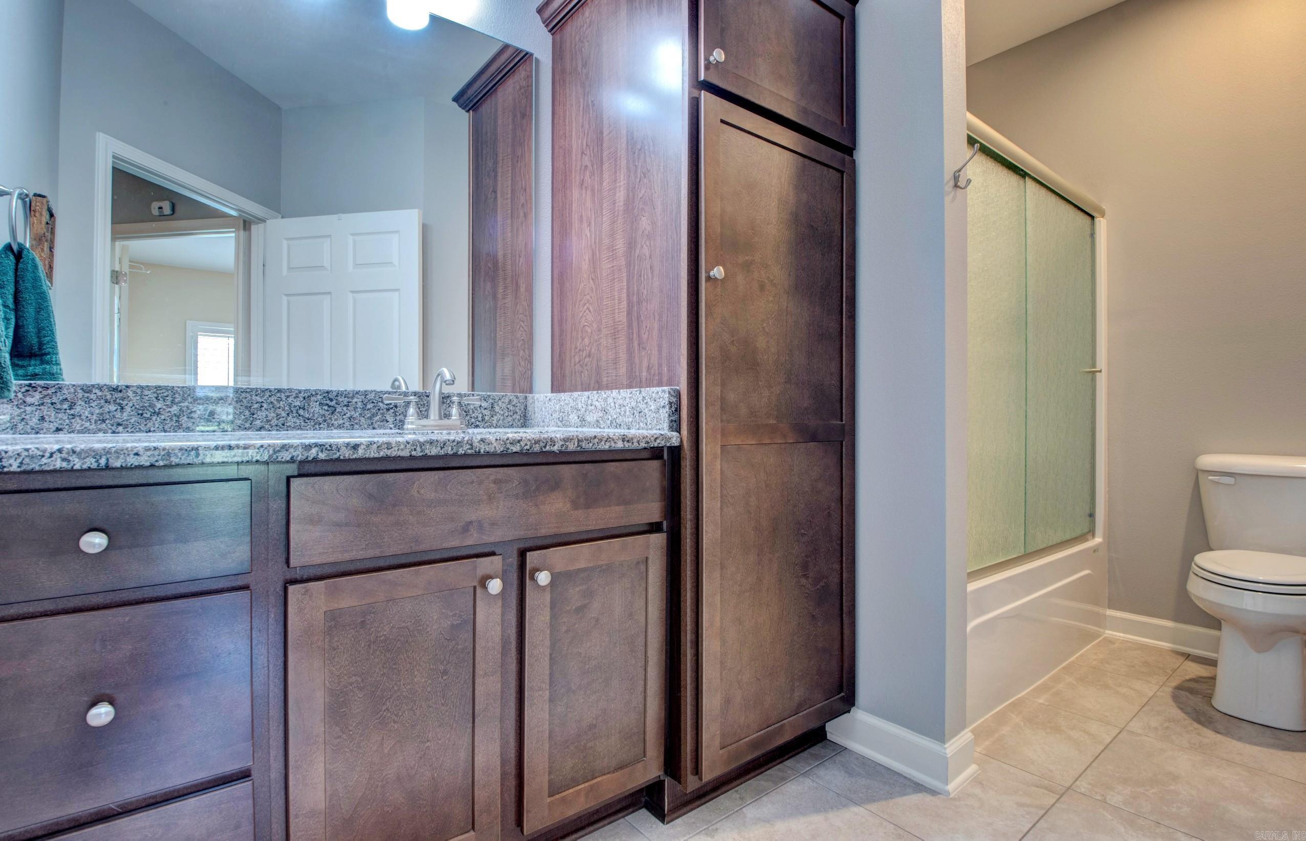 MOUNTAIN TERRACE ESTATES TOWNHOM - Residential